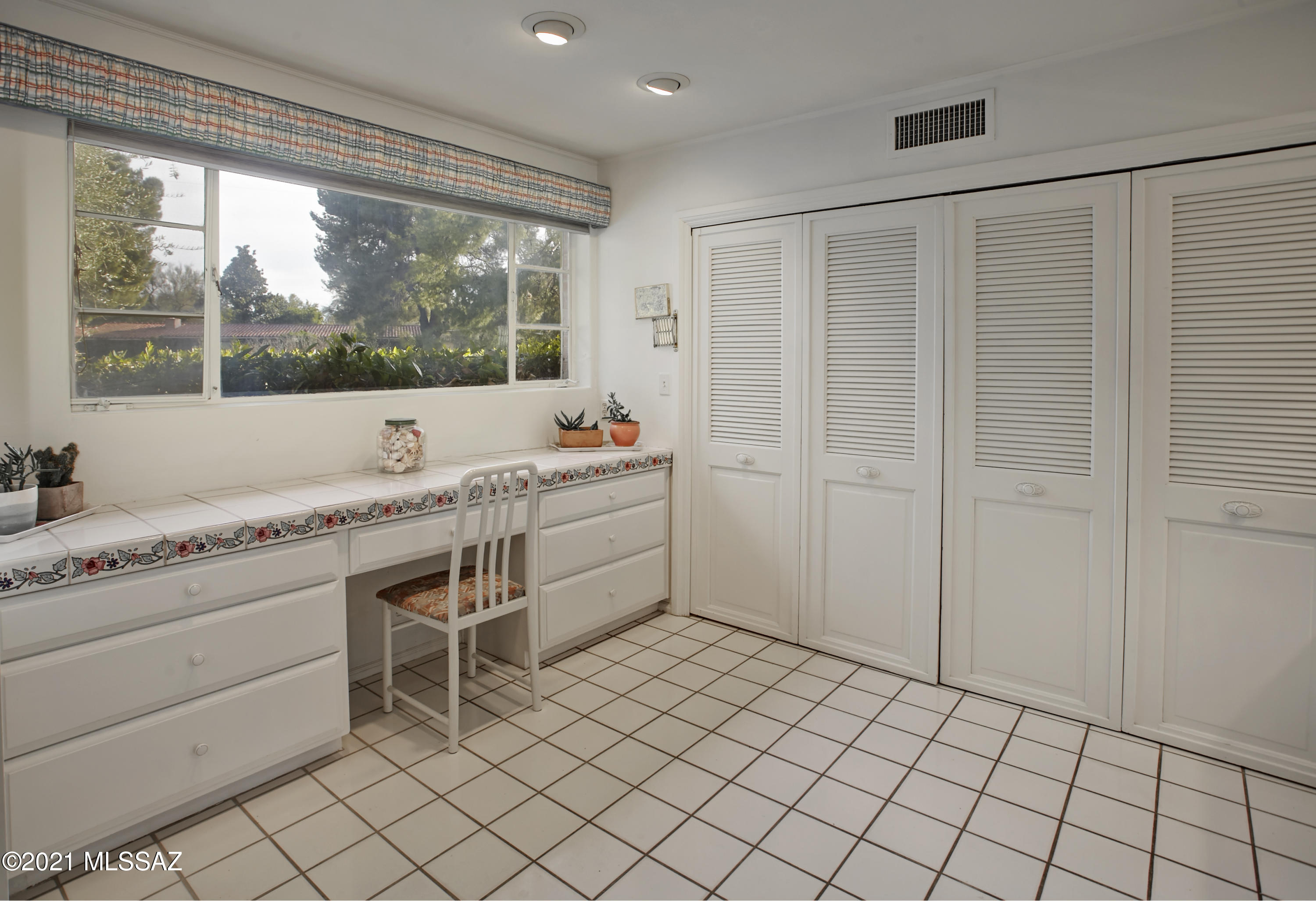 Country Club Estates NO. 1 - Residential