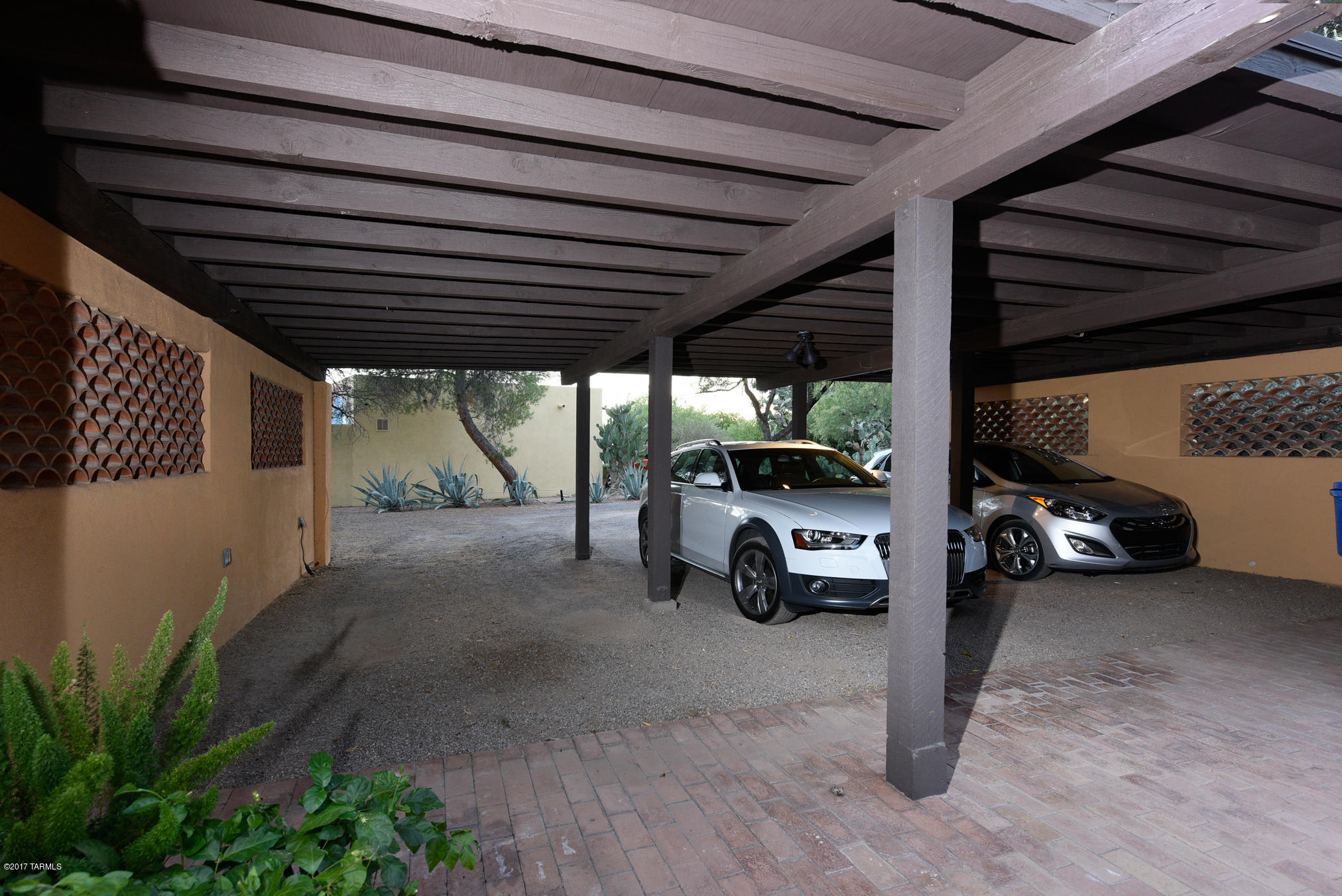 Colonia Solana - Residential