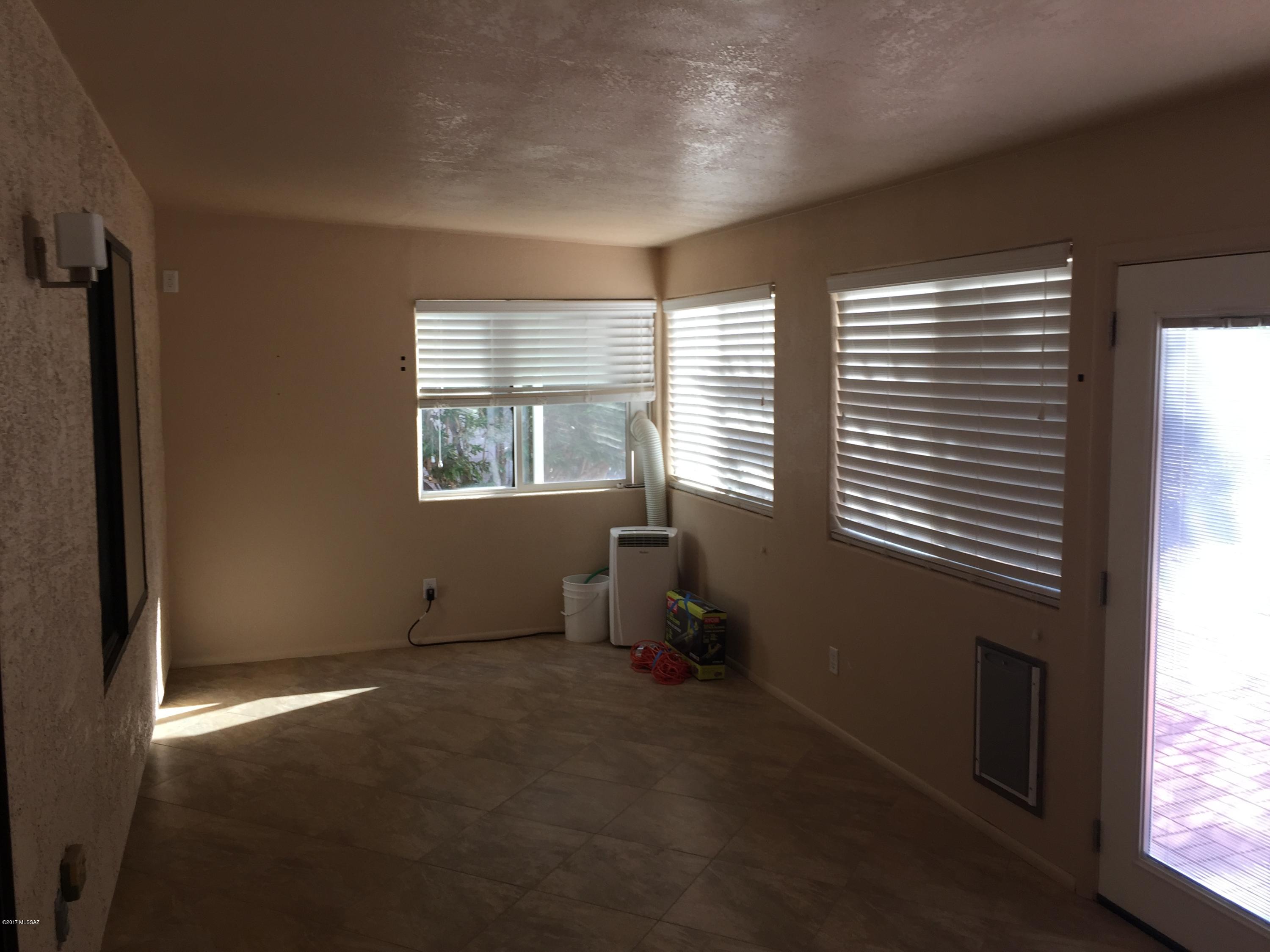 Elliott Homes At Rita Ranch (1-521) - Residential Lease