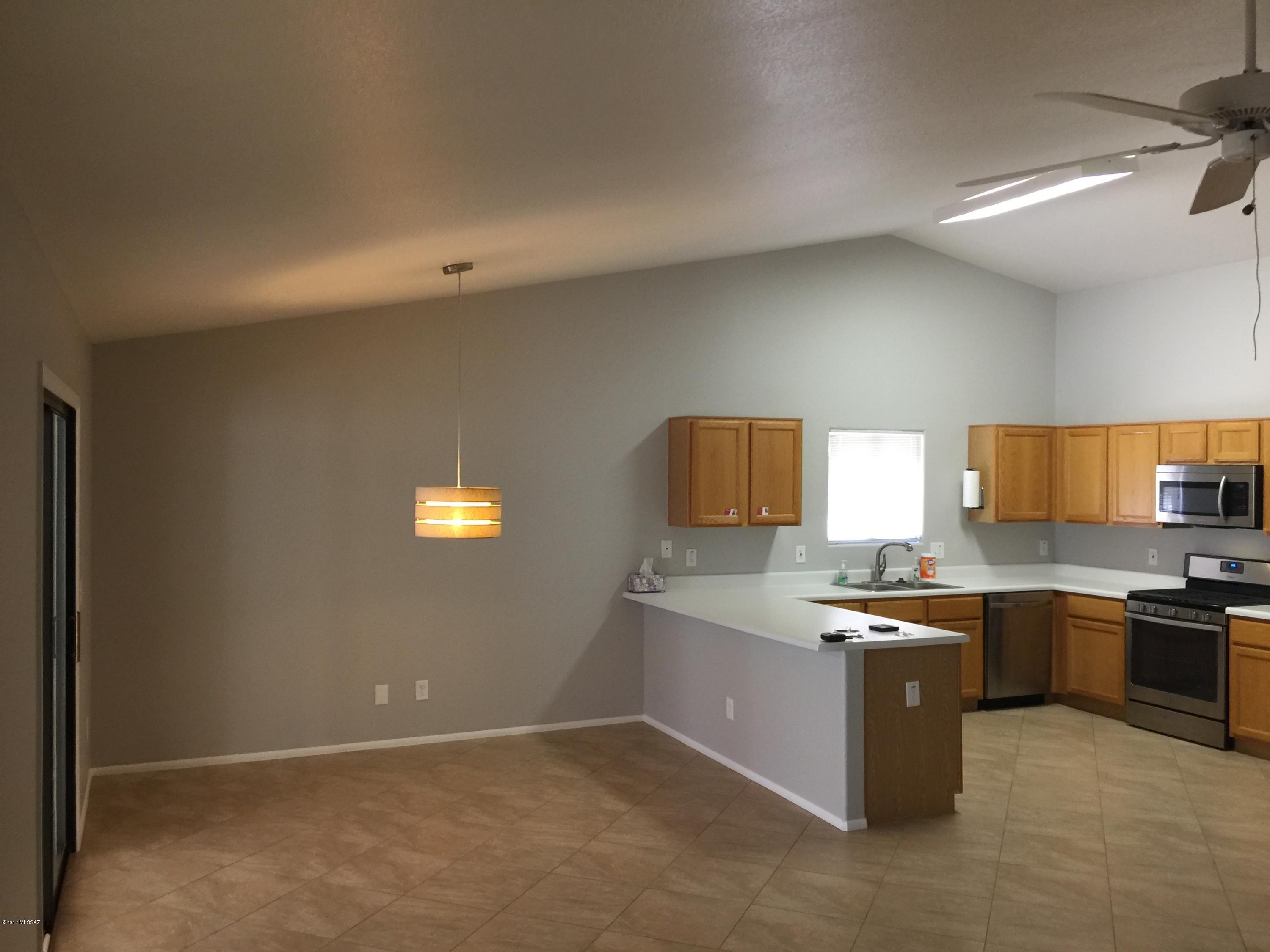 Elliott Homes At Rita Ranch (1-521) - Residential Lease