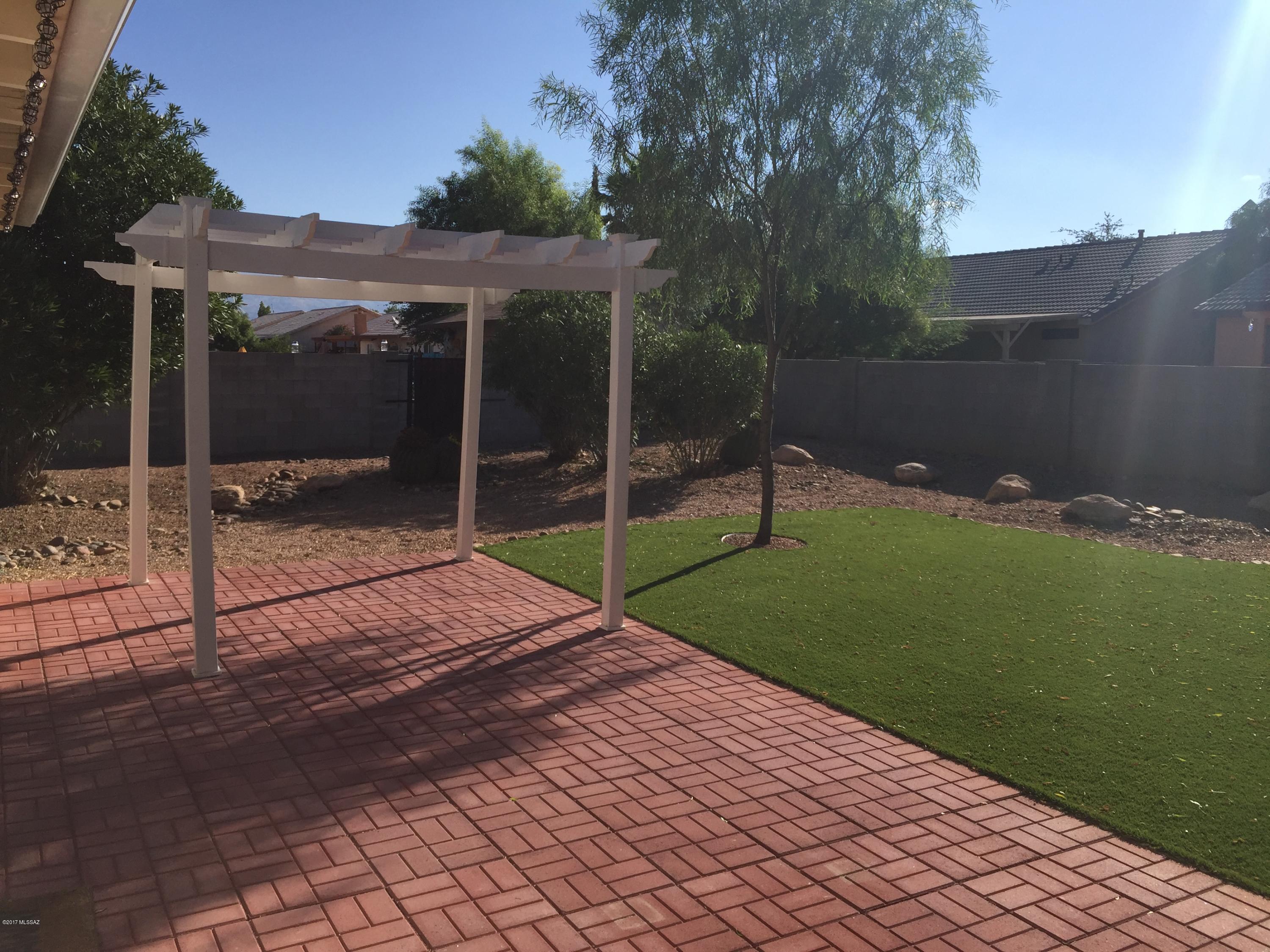 Elliott Homes At Rita Ranch (1-521) - Residential Lease