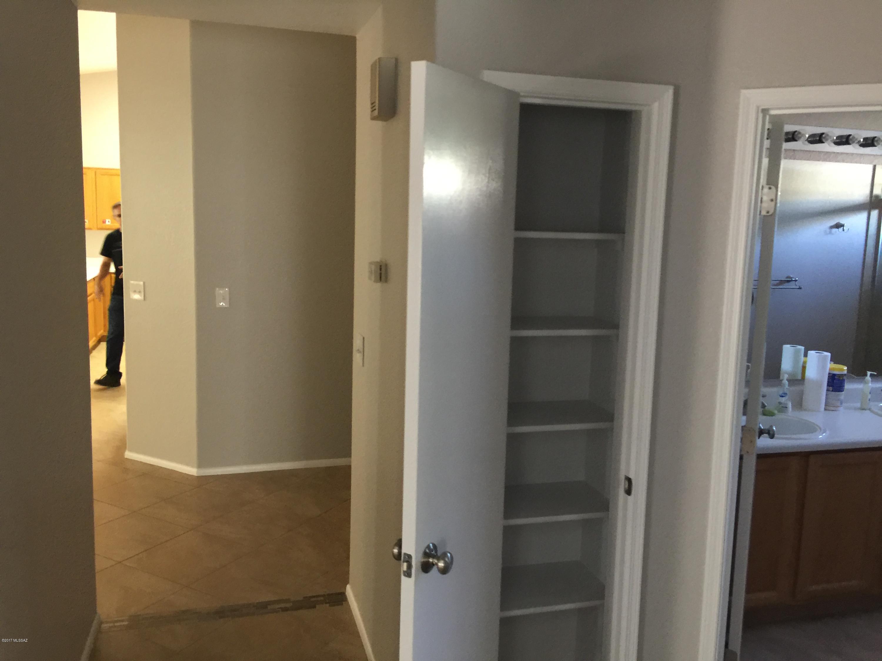 Elliott Homes At Rita Ranch (1-521) - Residential Lease