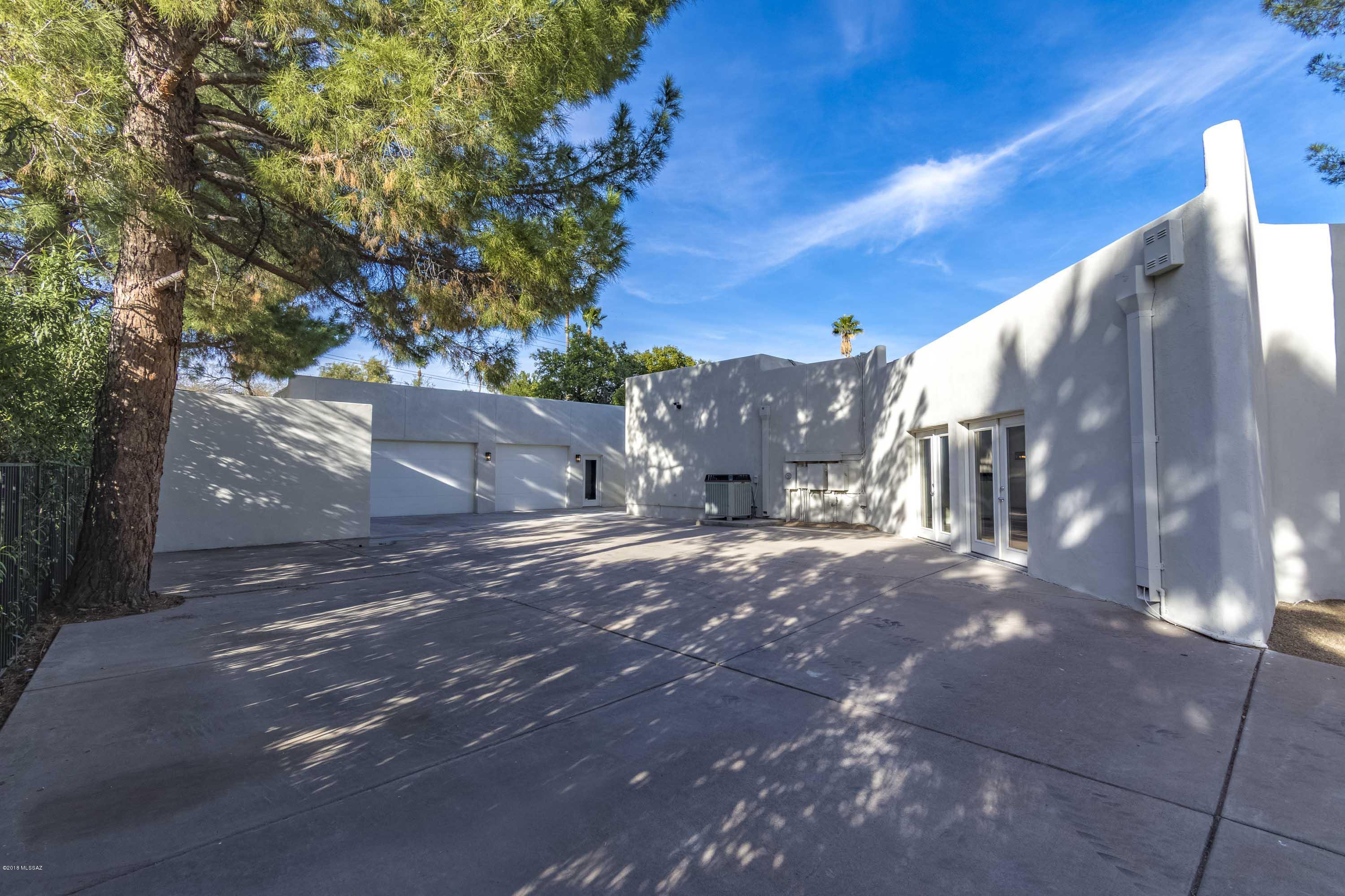 Country Club Estates NO. 3 (1-25) - Residential