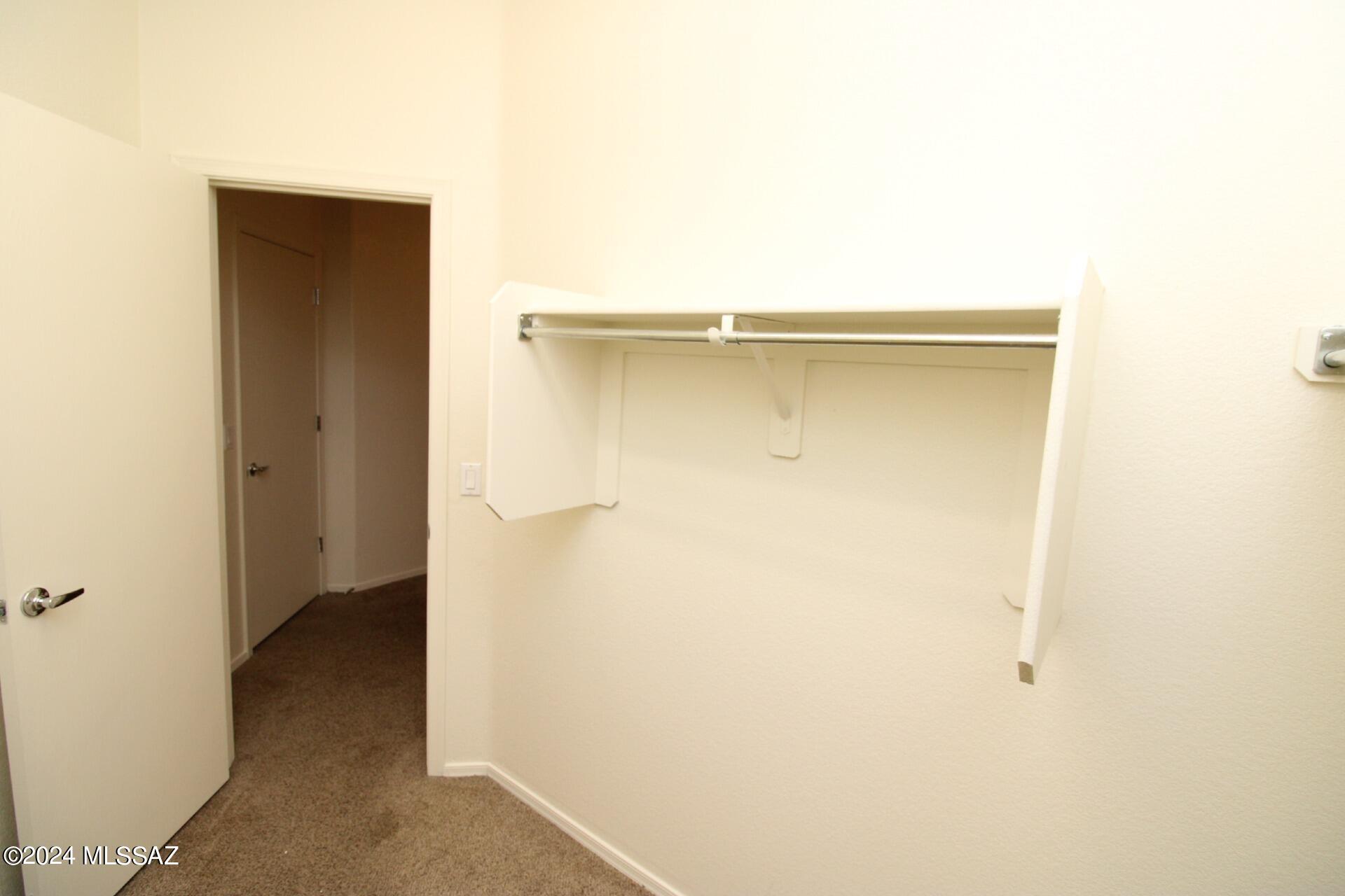 Presidio Del Cielo (1-425) - Residential Lease