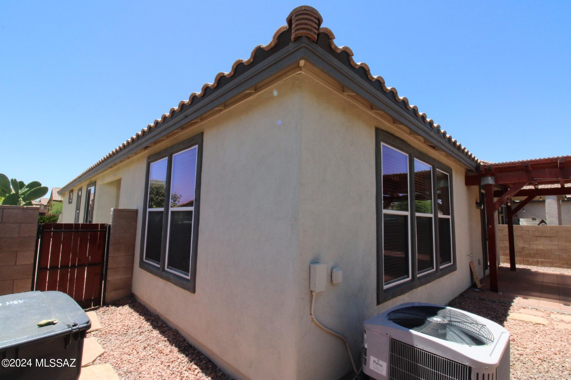 Presidio Del Cielo (1-425) - Residential Lease