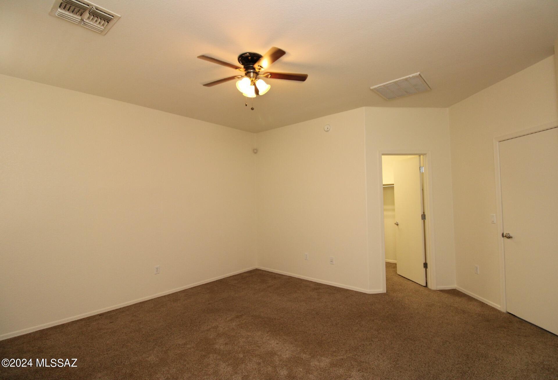 Presidio Del Cielo (1-425) - Residential Lease