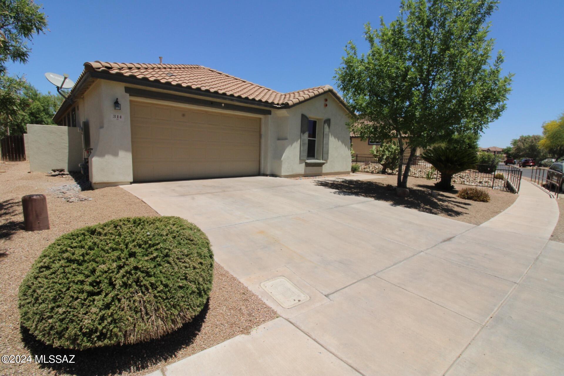 Presidio Del Cielo (1-425) - Residential Lease