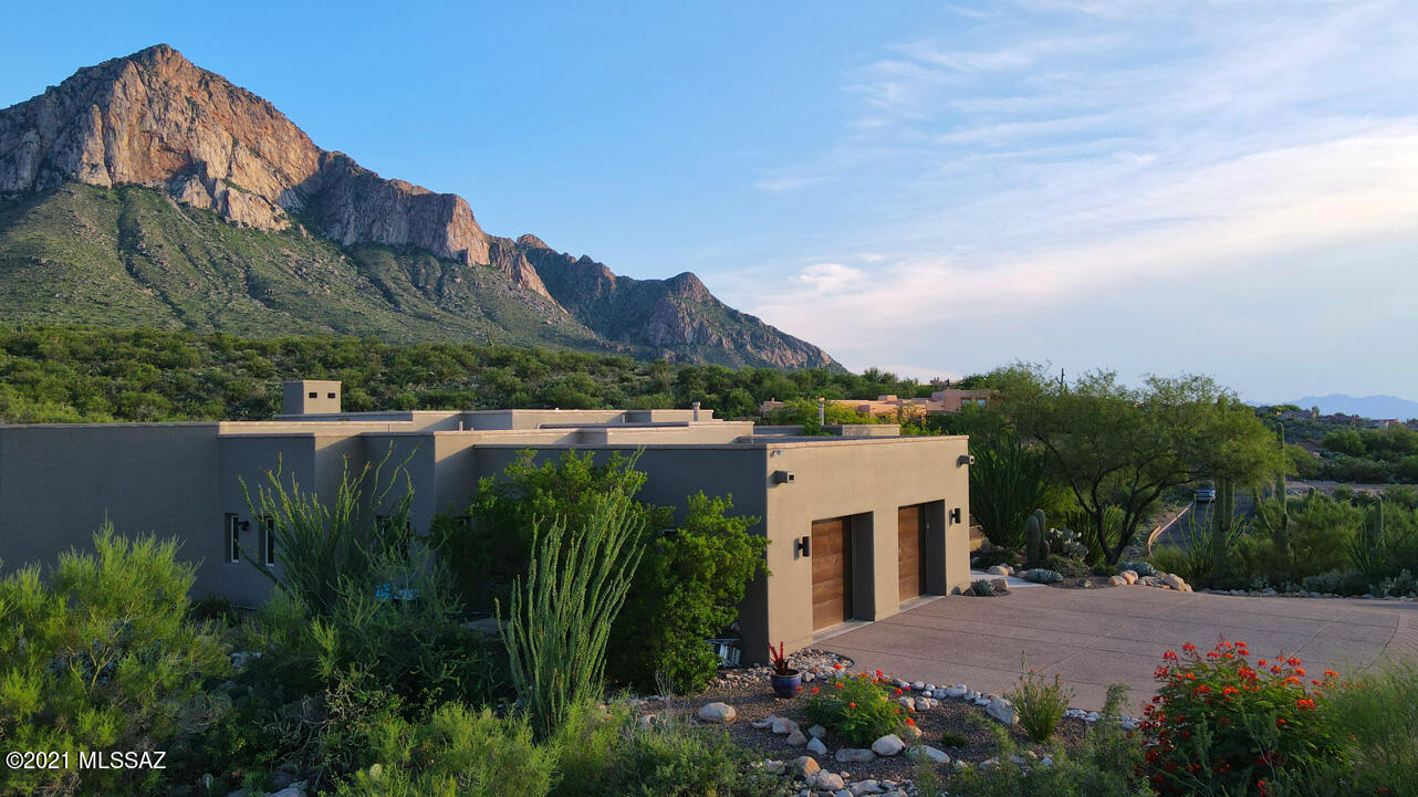 La Reserve (1-24) - Residential