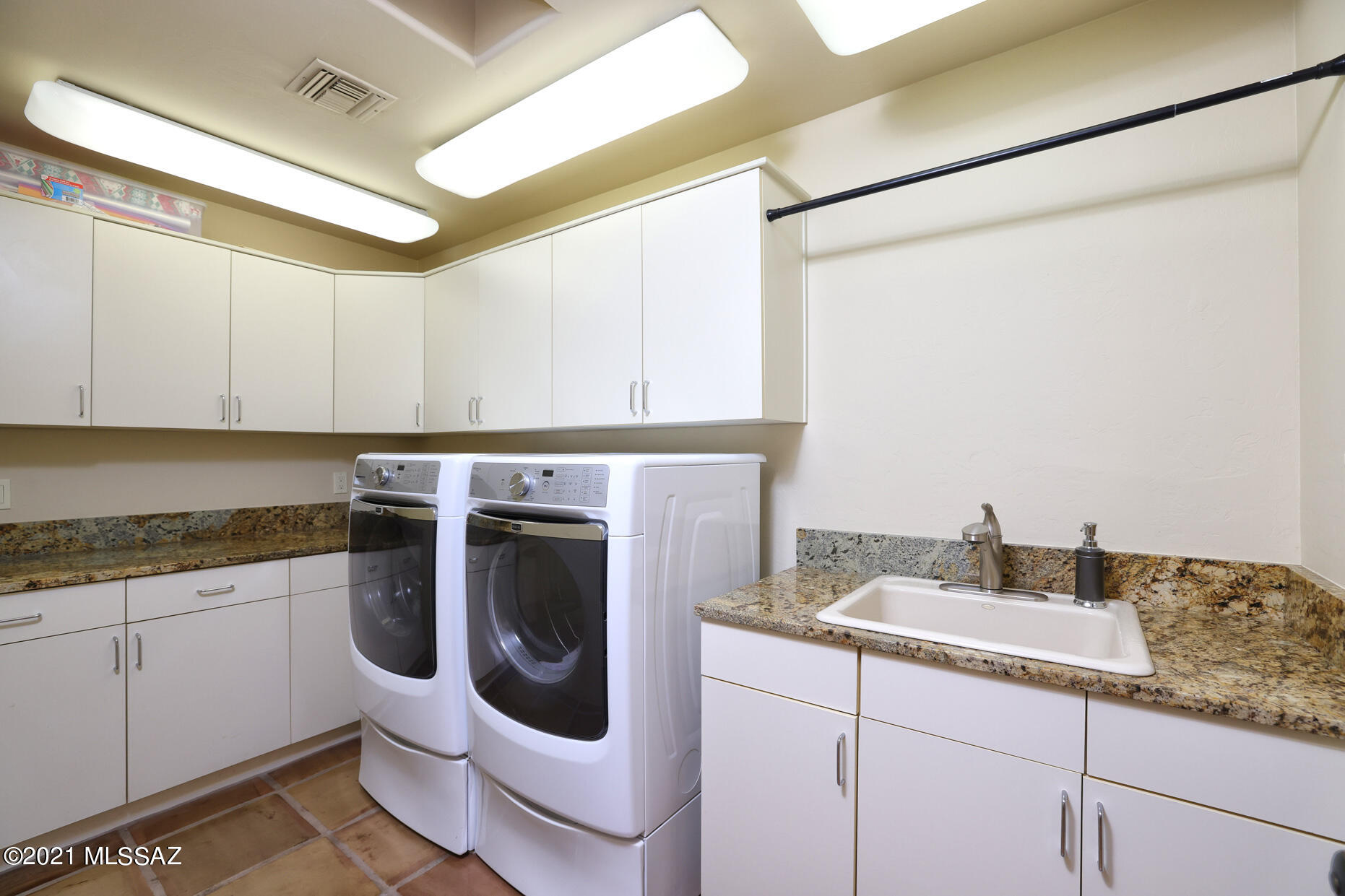 La Reserve (1-24) - Residential
