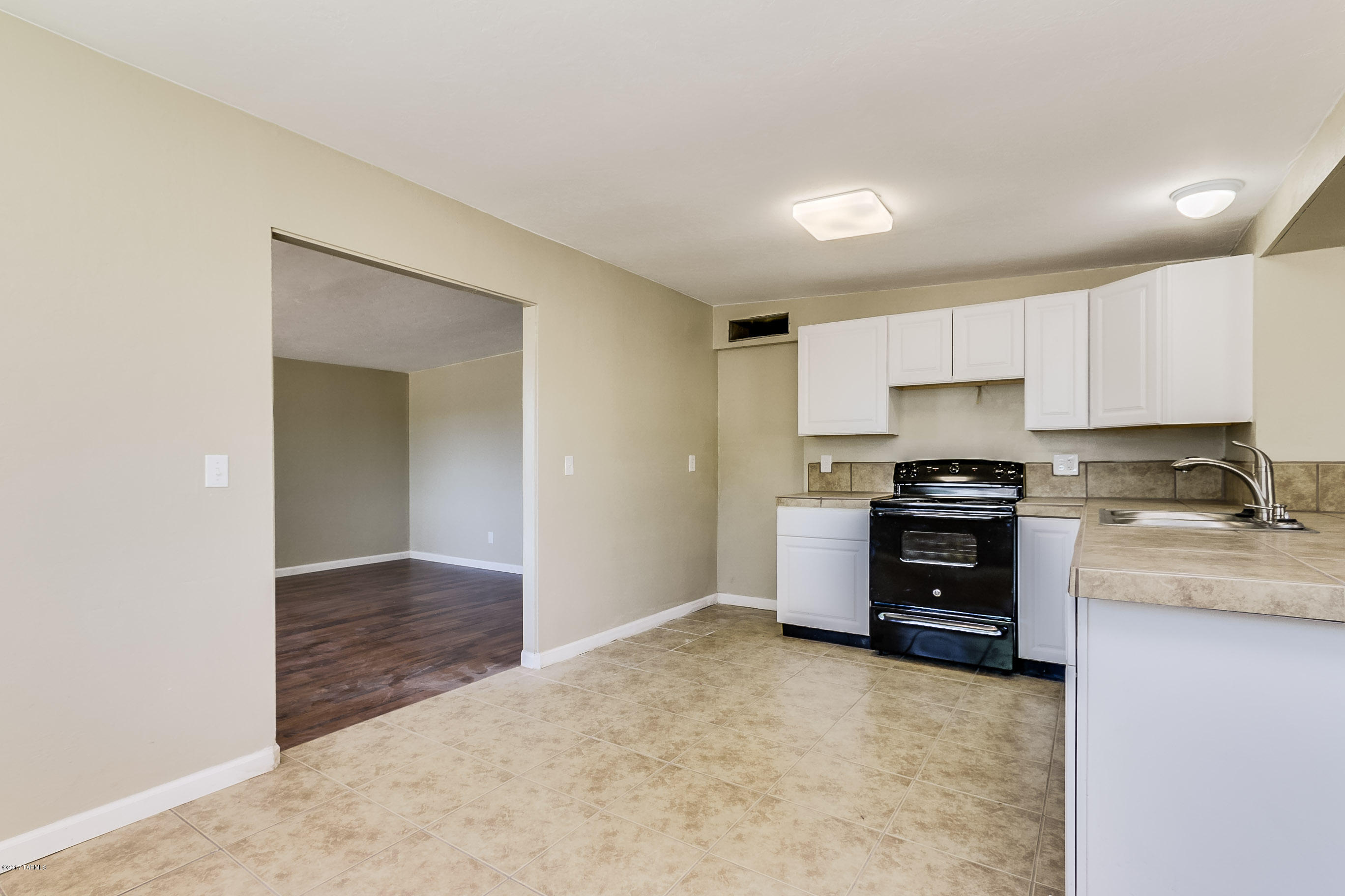 Flowing Wells Homes - Residential