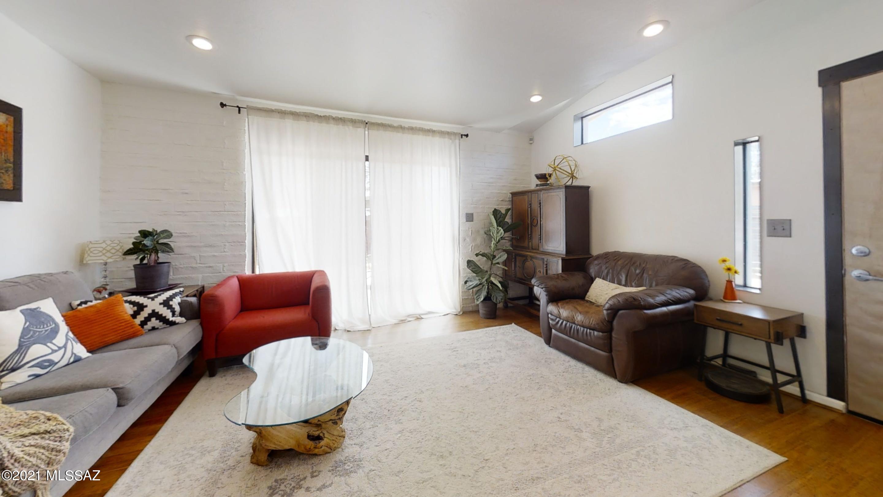Glenn Aire - Residential