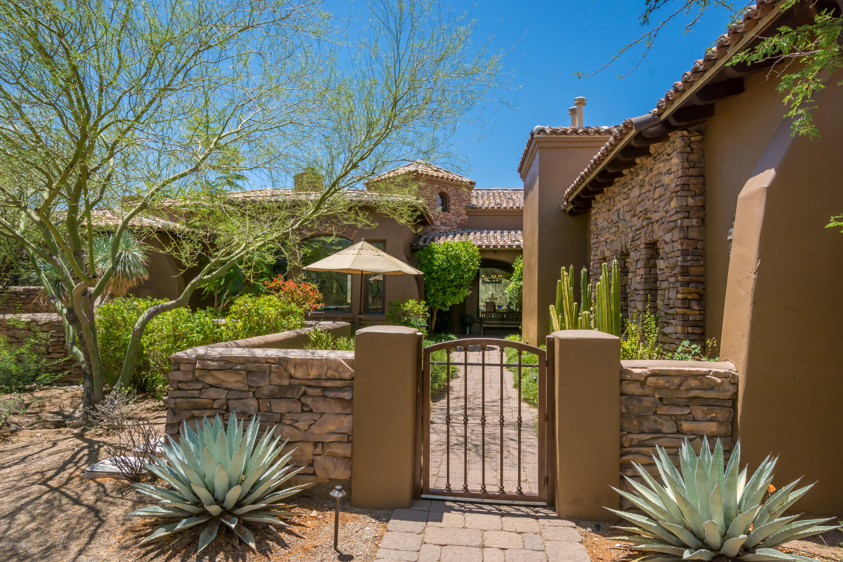 Stone Canyon III - Residential