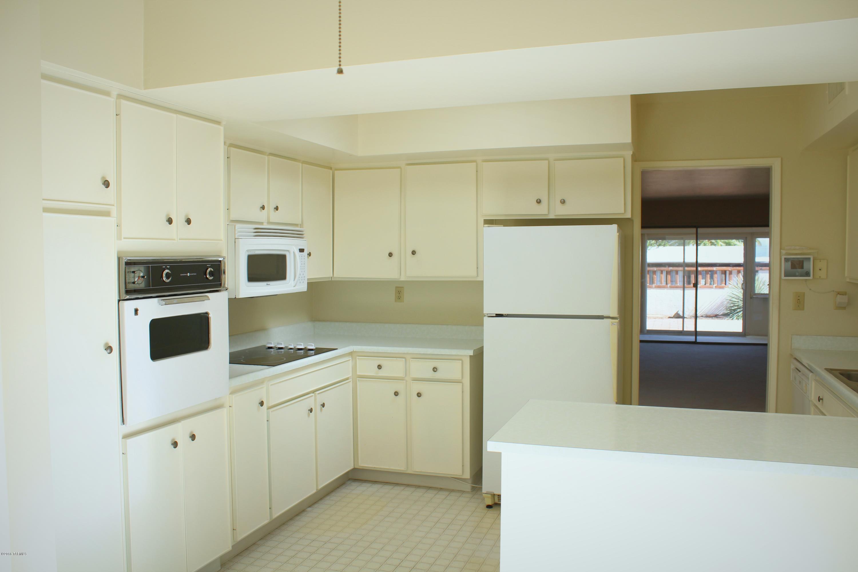 Green Valley Townhouses - Residential