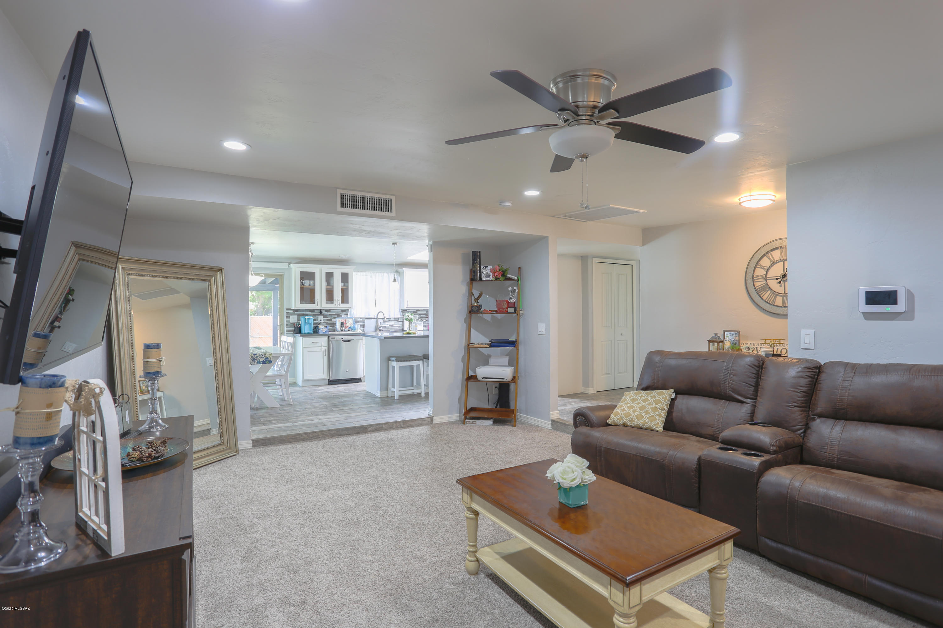 Essex Gardens East (1-44) - Residential