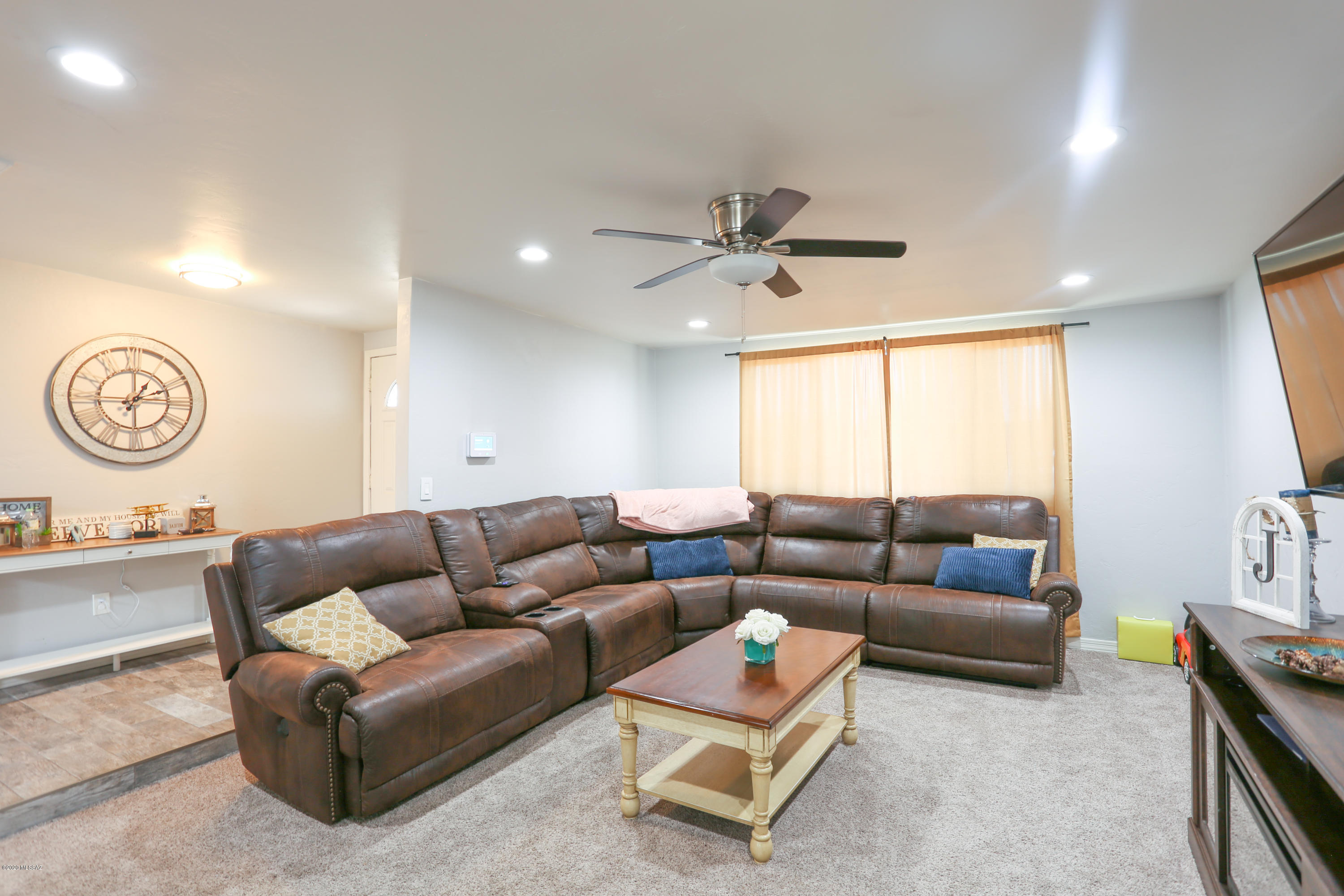 Essex Gardens East (1-44) - Residential
