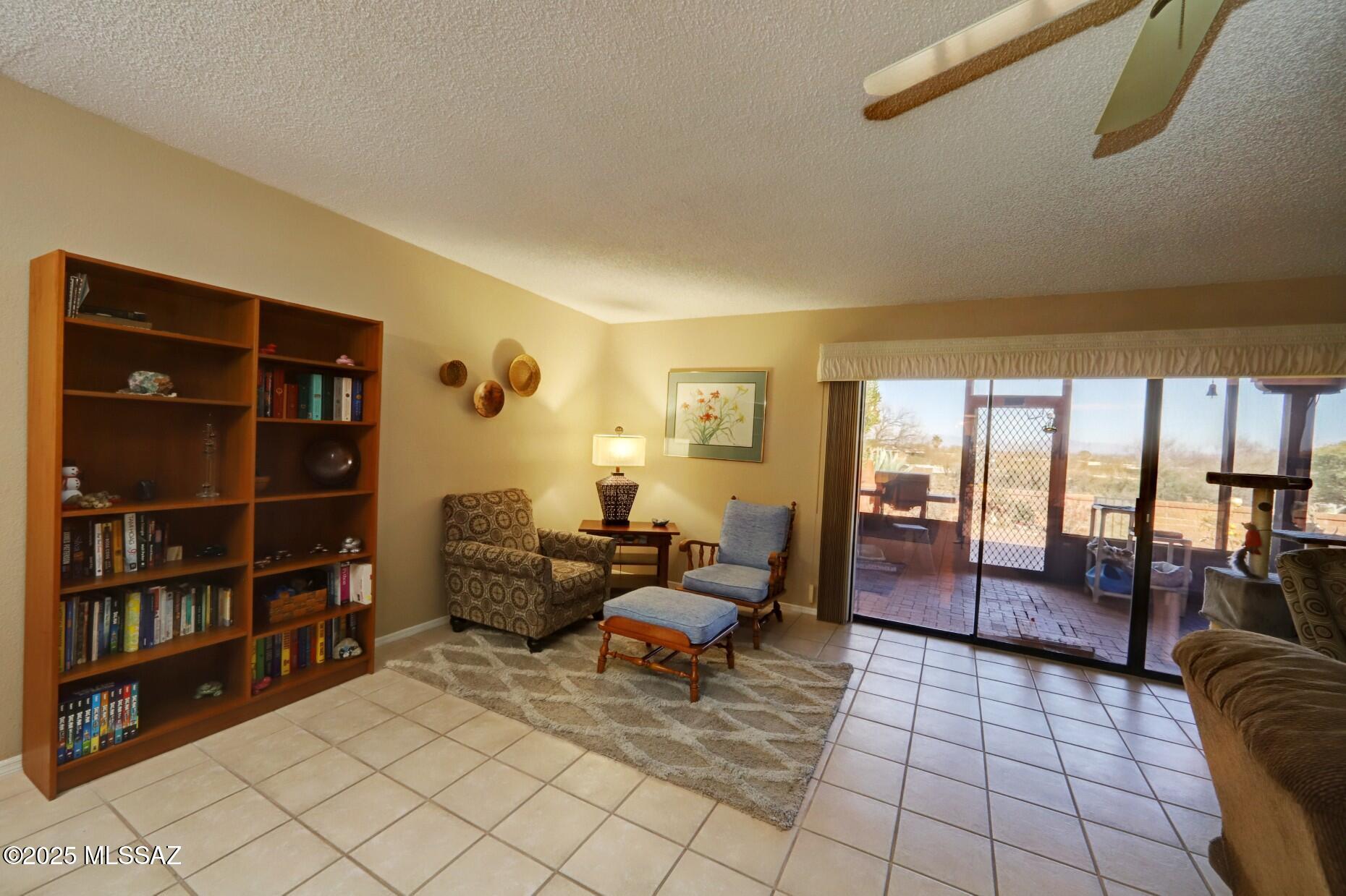 Canoa Hills Townhomes (65-143) - Residential