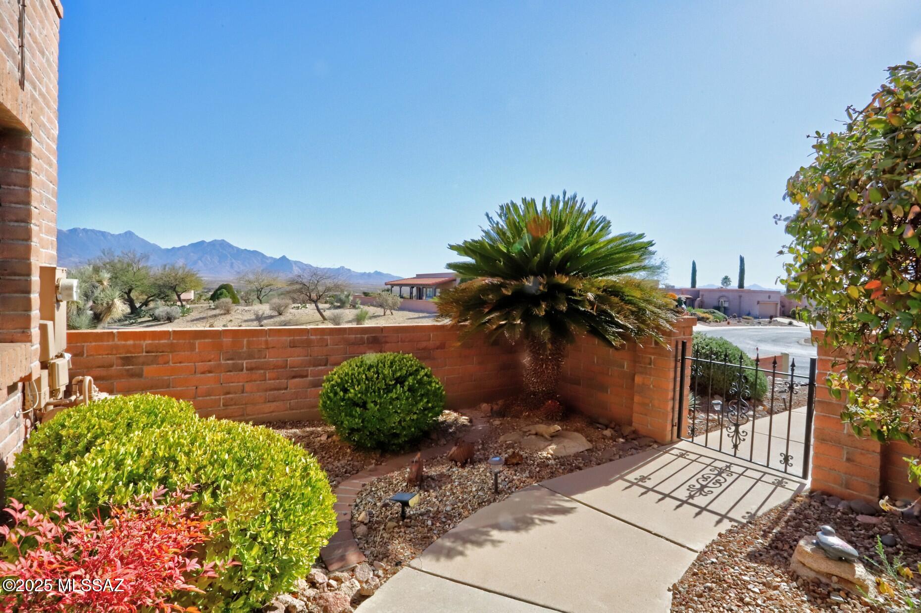 Canoa Hills Townhomes (65-143) - Residential