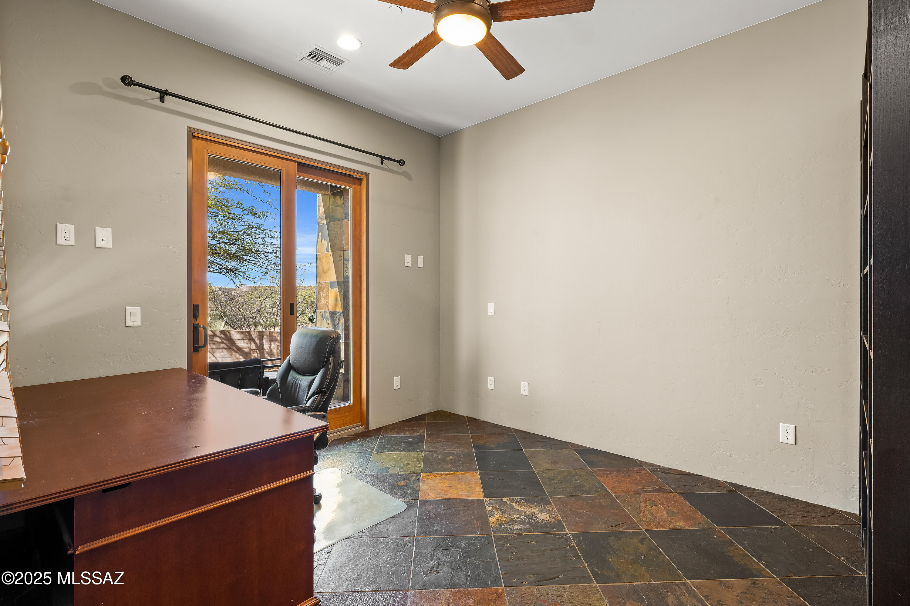 Coyote Creek (1-395) - Residential