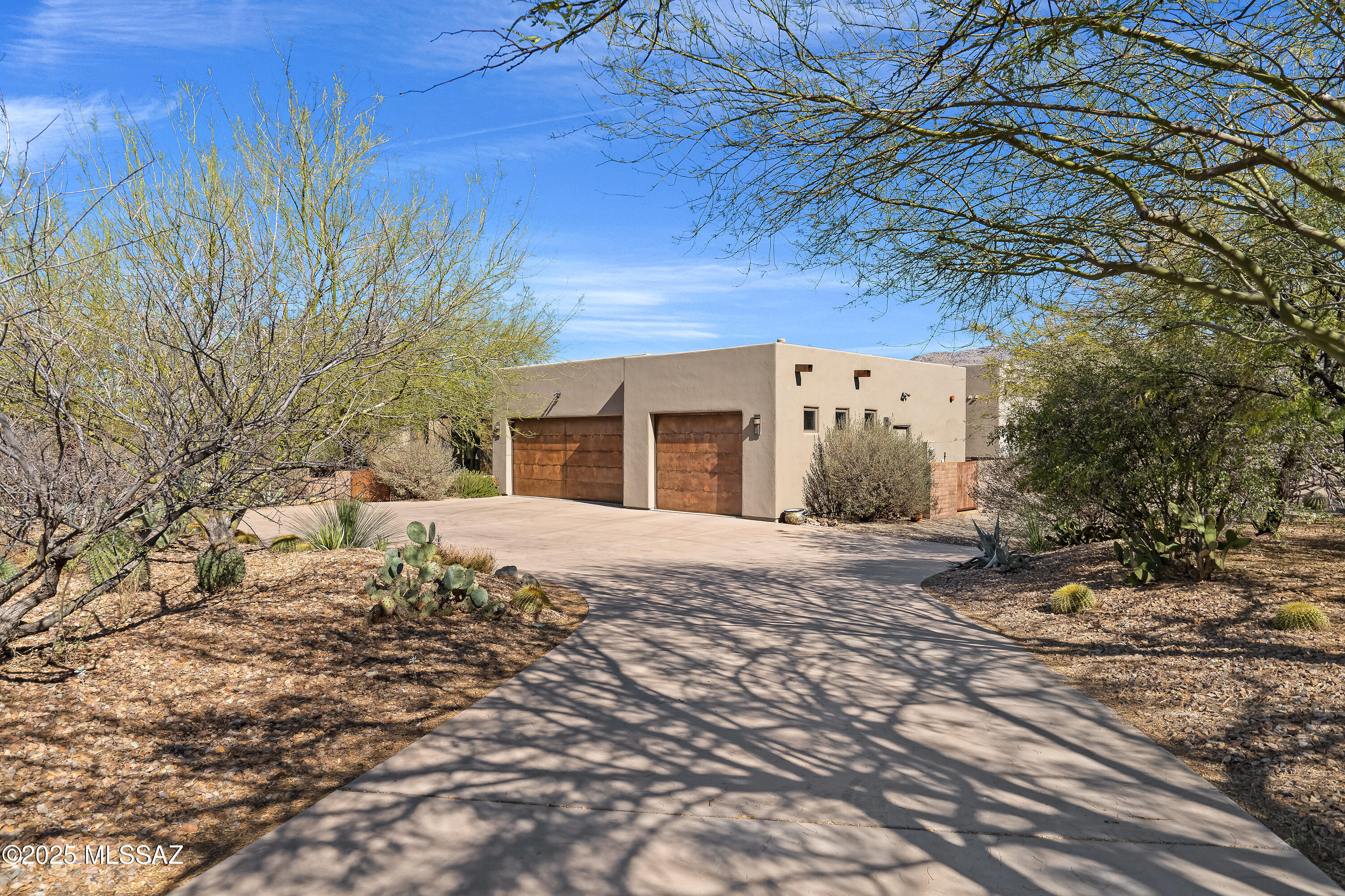 Coyote Creek (1-395) - Residential