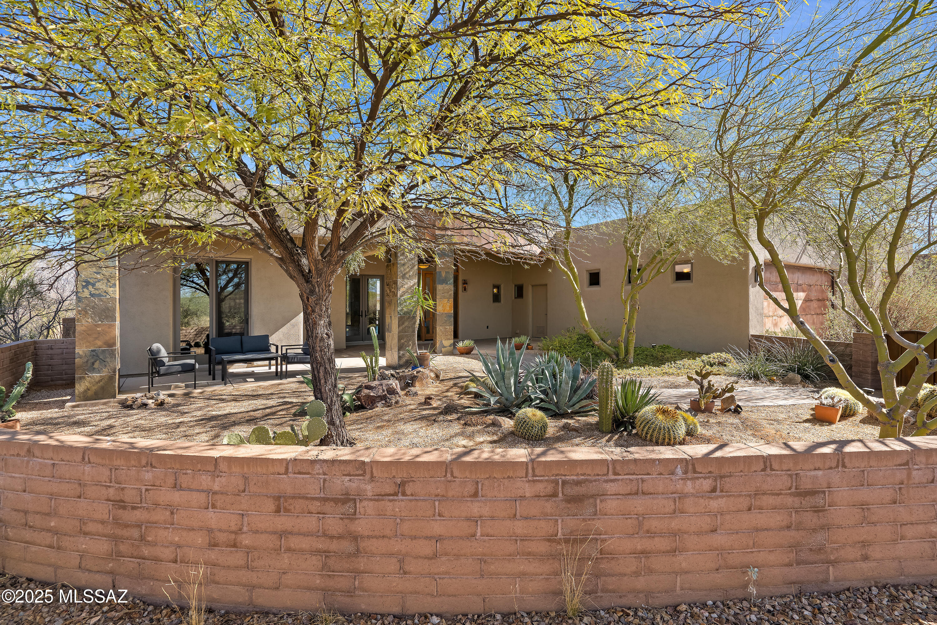 Coyote Creek (1-395) - Residential