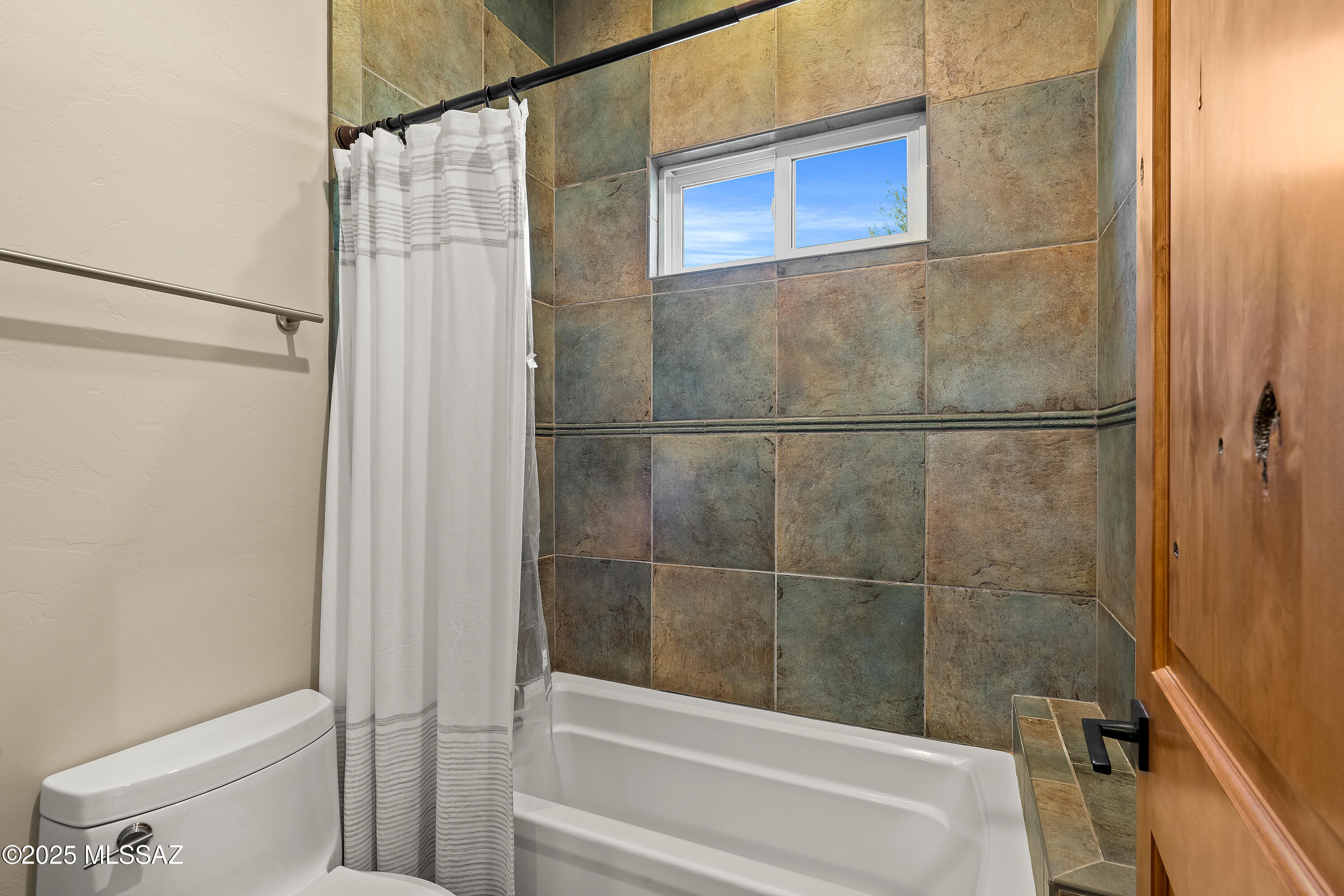 Coyote Creek (1-395) - Residential