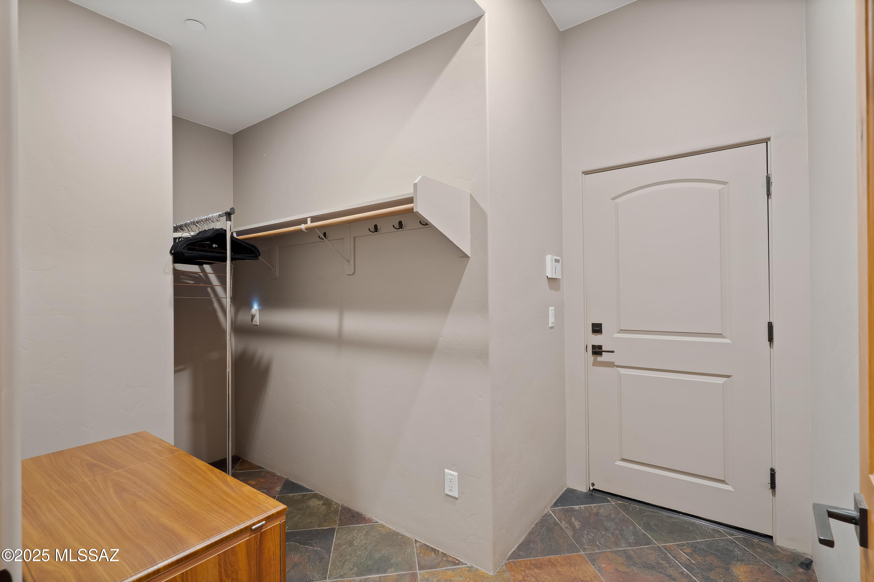 Coyote Creek (1-395) - Residential