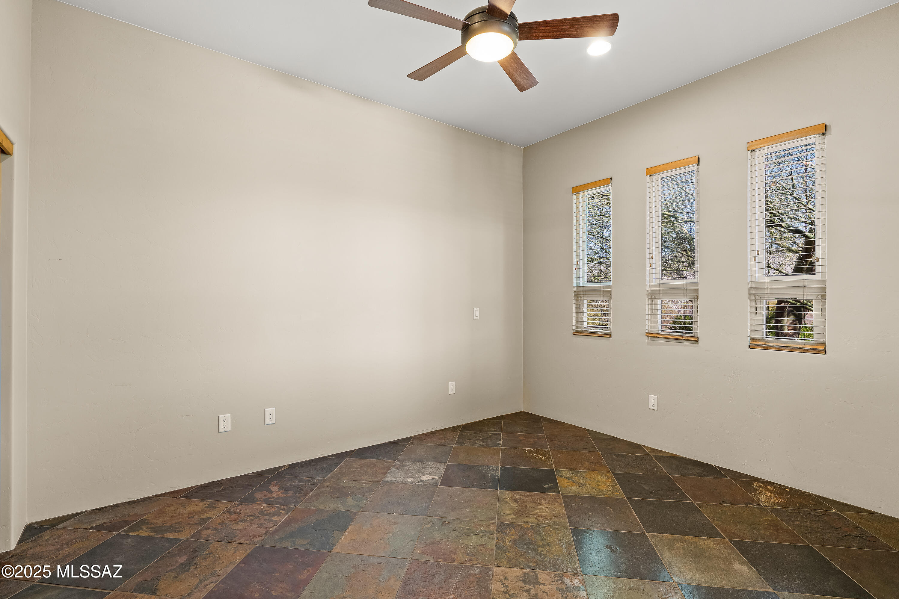 Coyote Creek (1-395) - Residential
