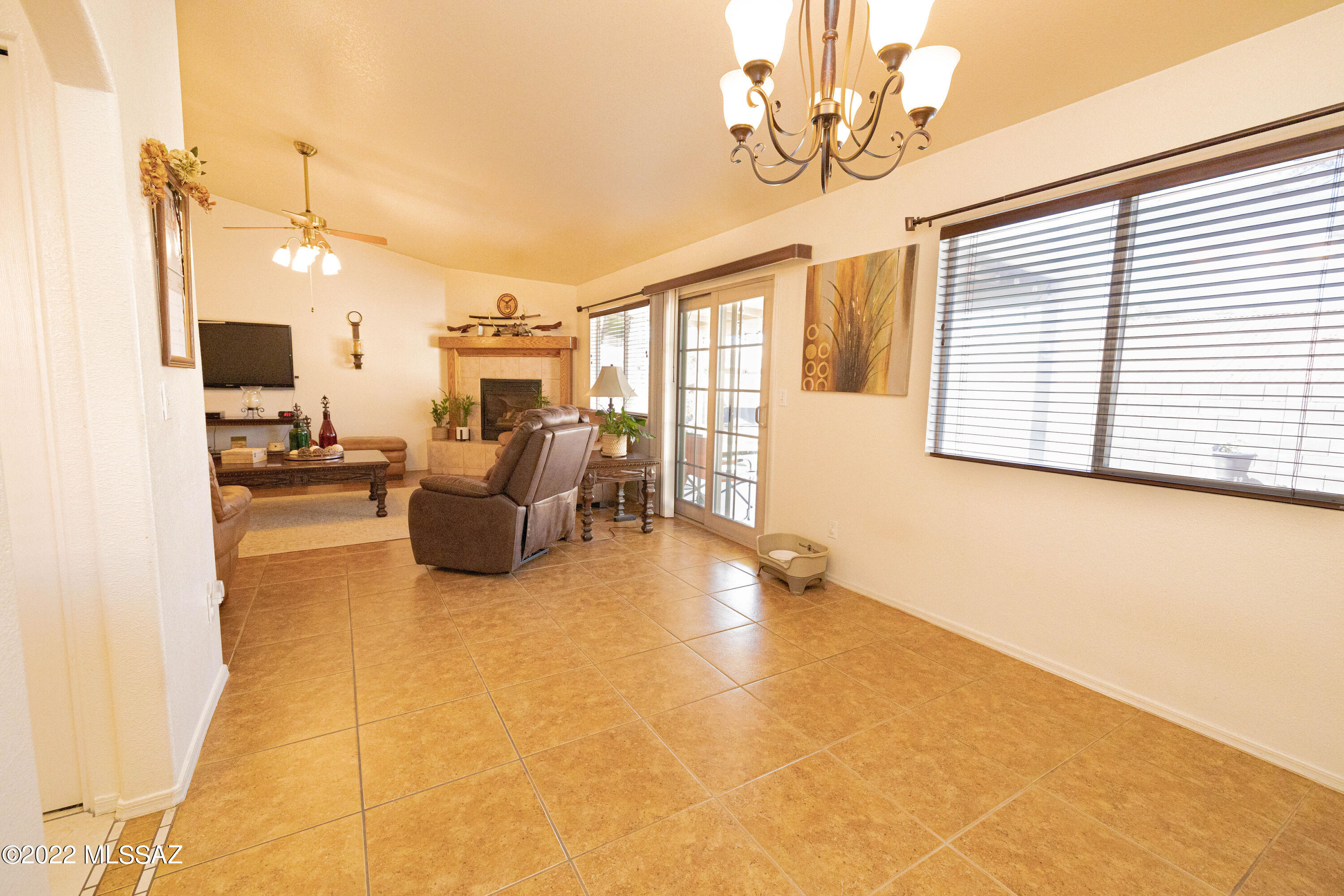 Hacienda Del Oro (1-879) - Residential