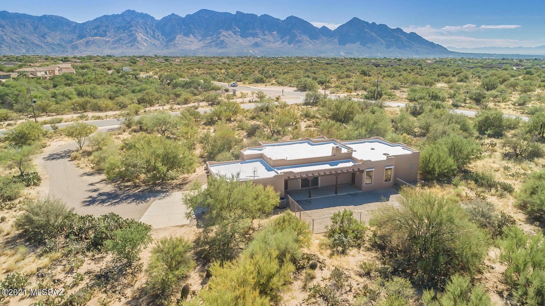 La Cholla Airpark - Residential