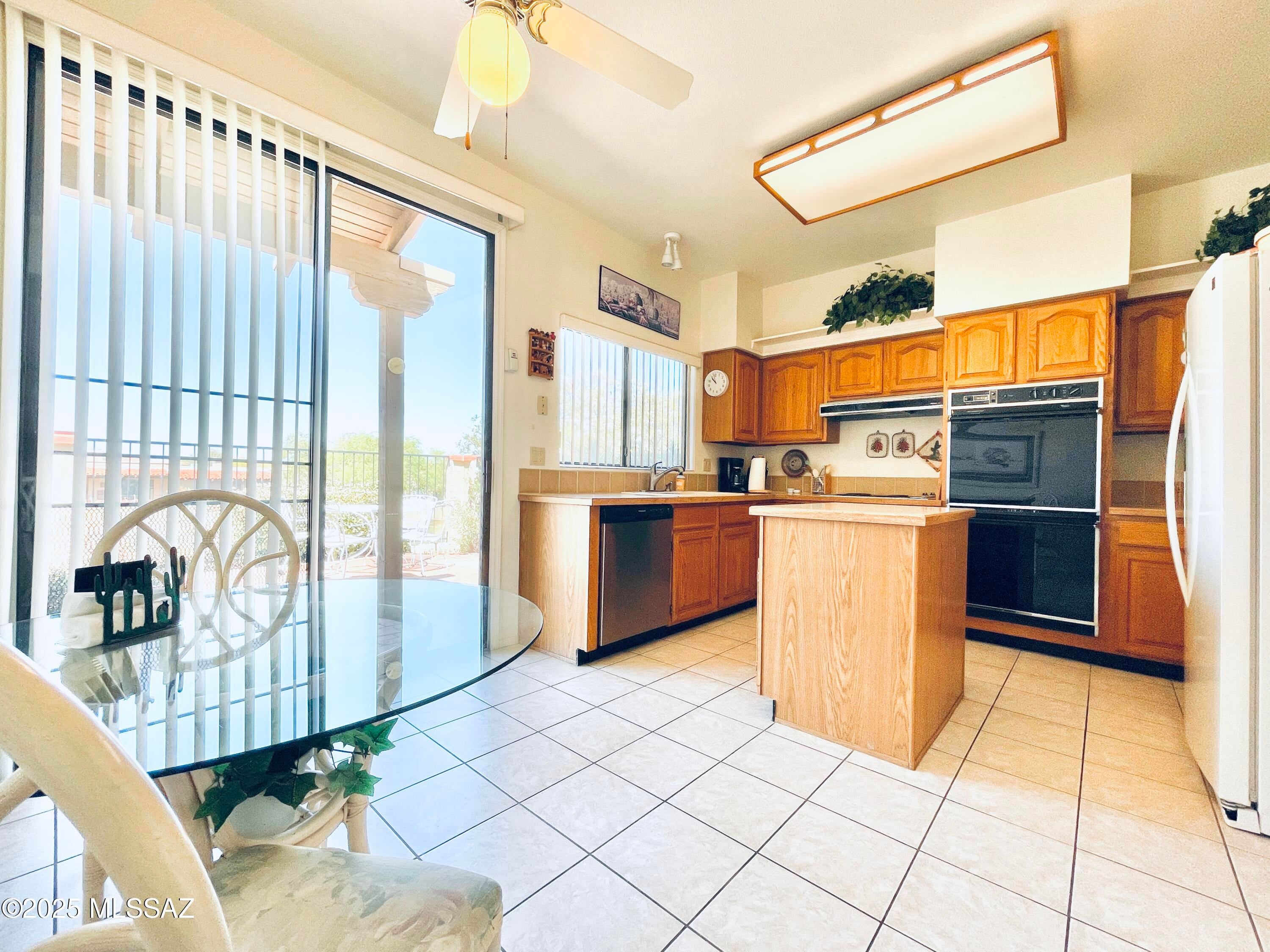 El Conquistador Resort Patio Homes (155-193) - Residential Lease