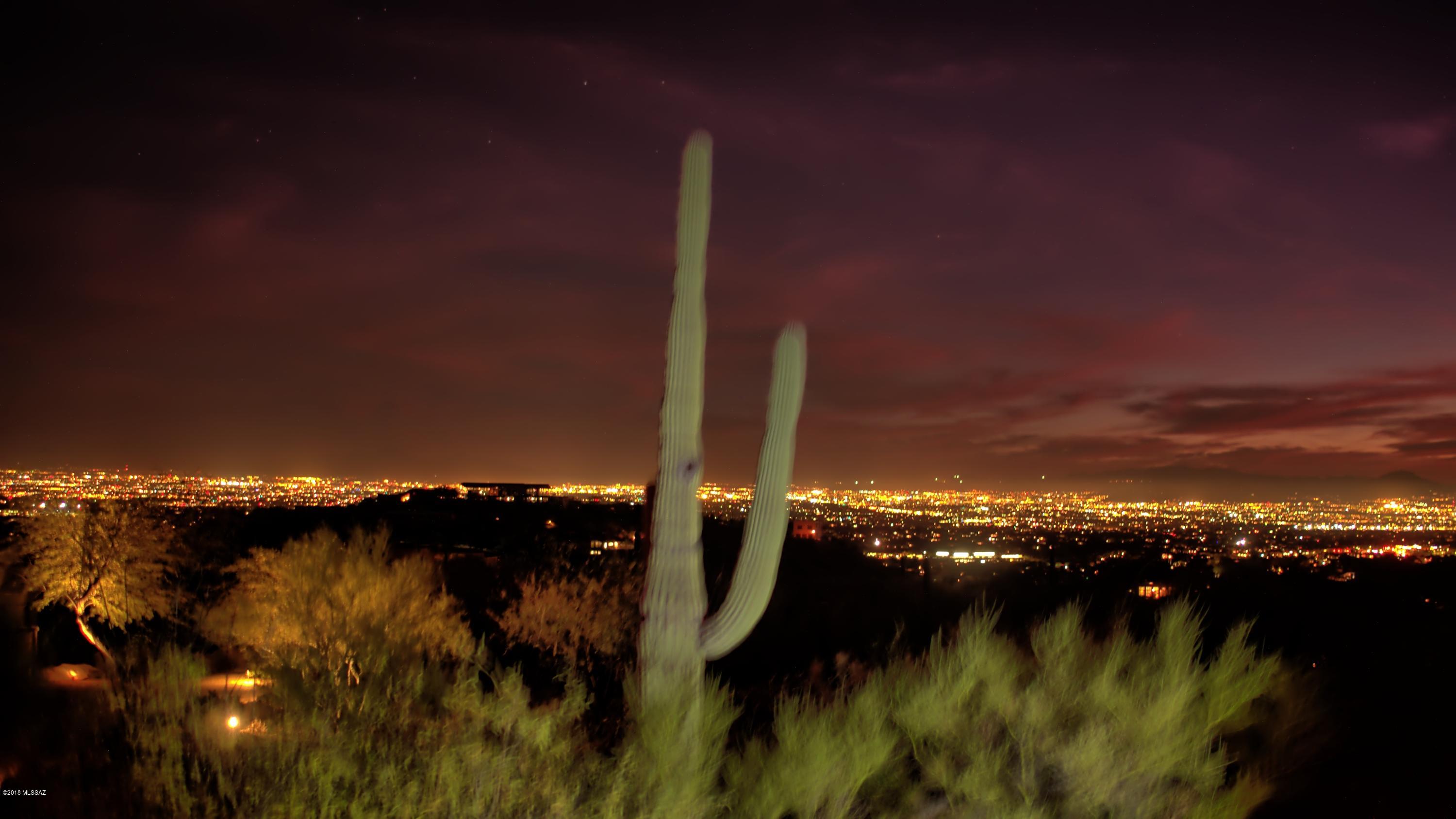 Canyons (The) - Land