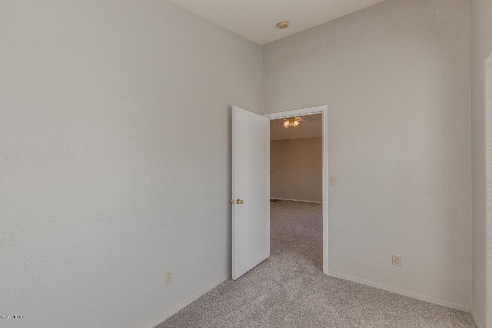 Elliott Homes At Rita Ranch (1-521) - Residential