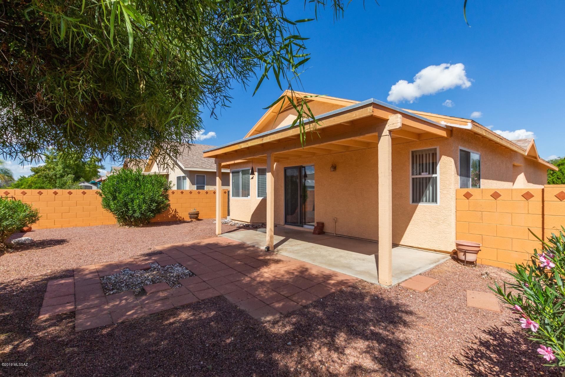 Elliott Homes At Rita Ranch (1-521) - Residential