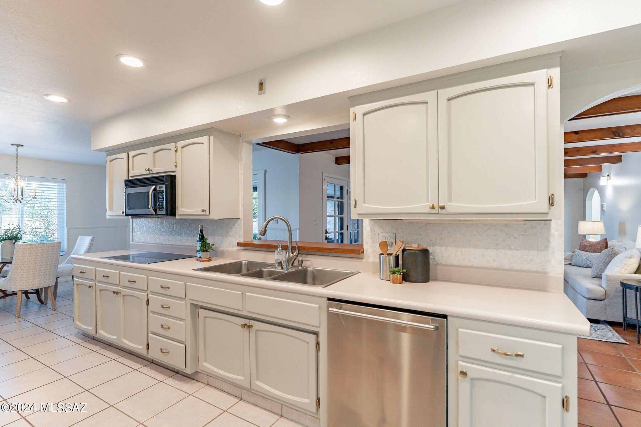 Catalina Foothills Estates NO. 7 - Residential