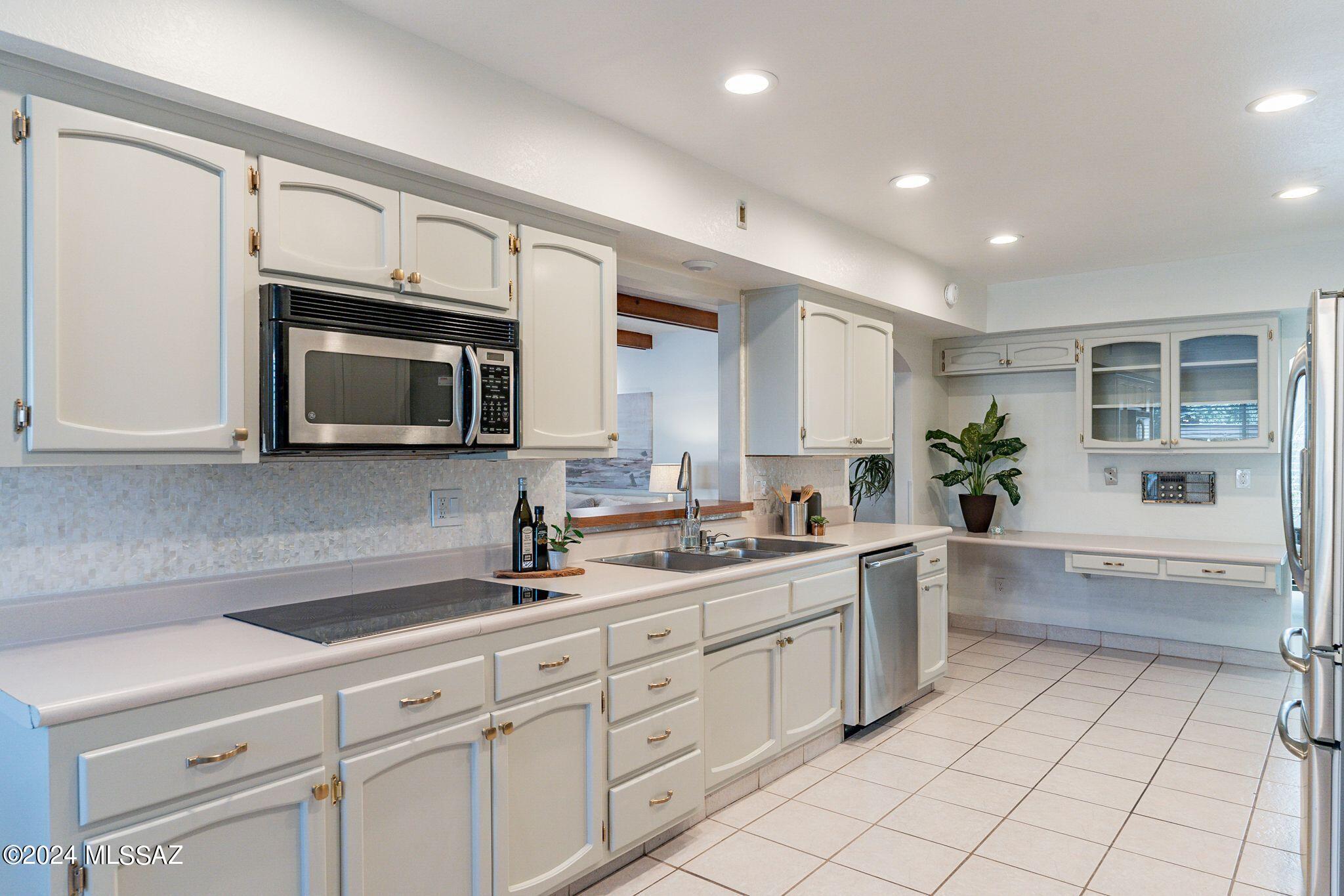 Catalina Foothills Estates NO. 7 - Residential