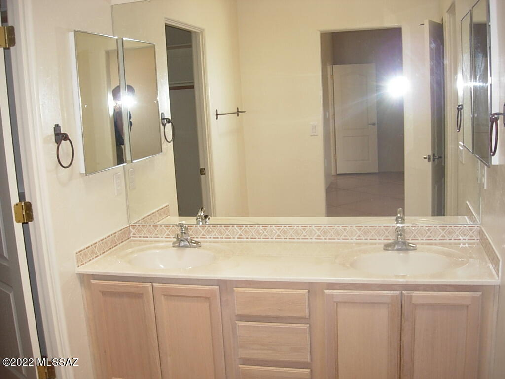 Pedregal(1-50) - Residential Lease