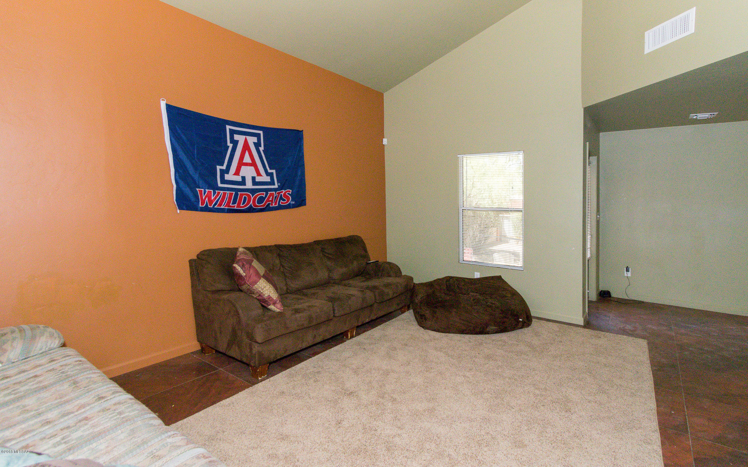 Unsubdivided - Residential Lease