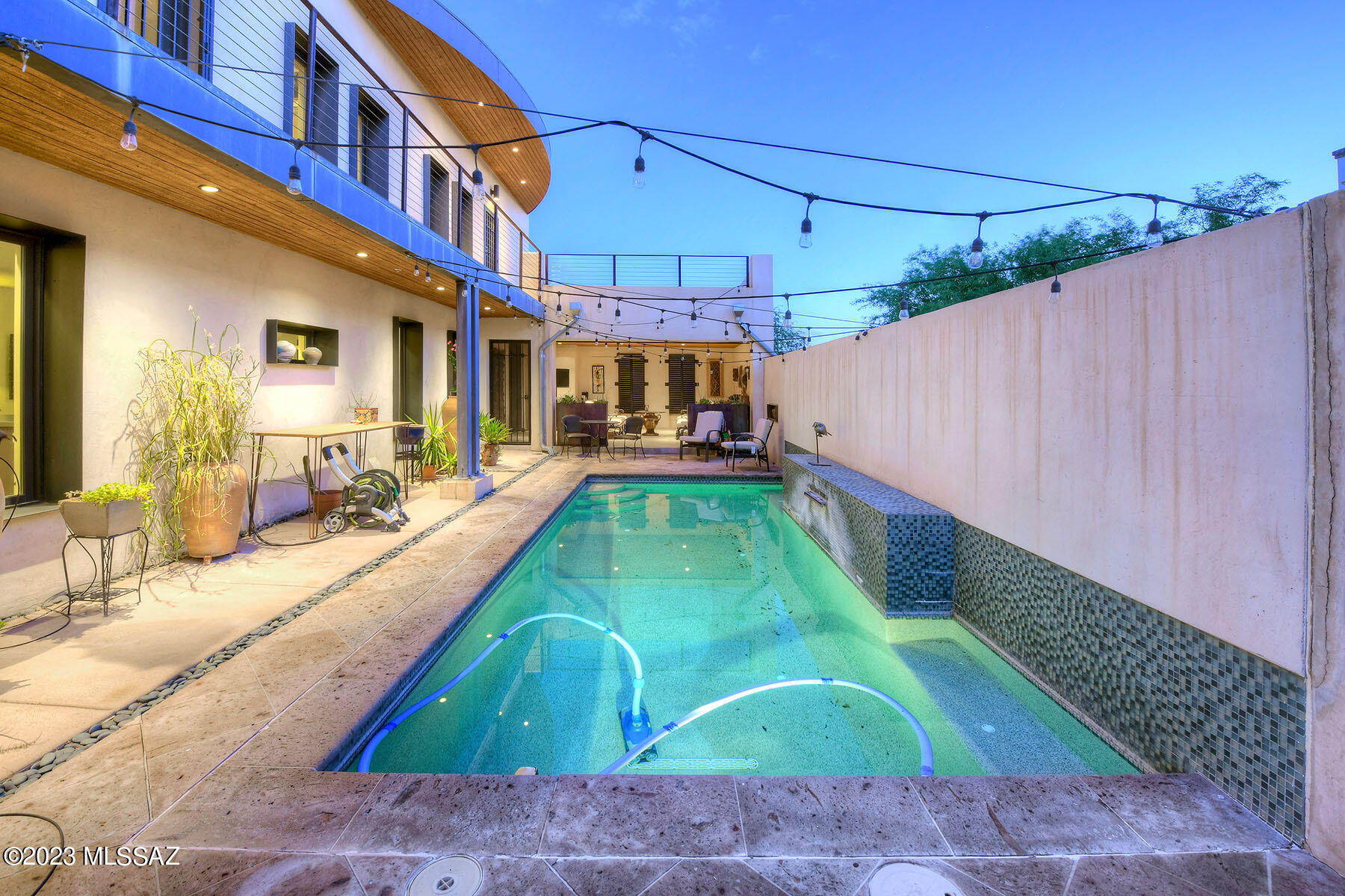 Mercado District of Menlo Park Blks A-D (1-100) - Residential