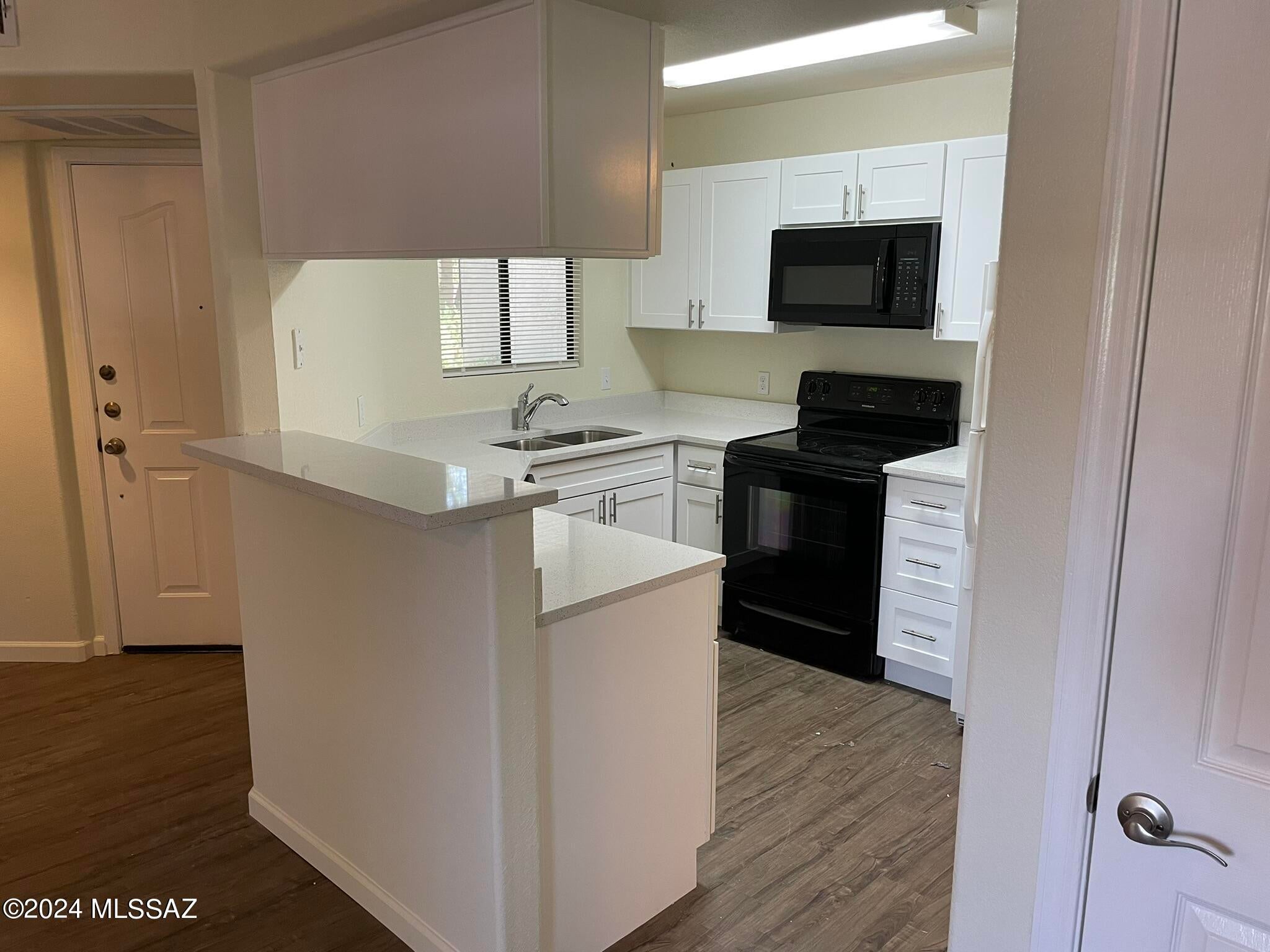 Veranda at Ventana Condominiums - Residential Lease