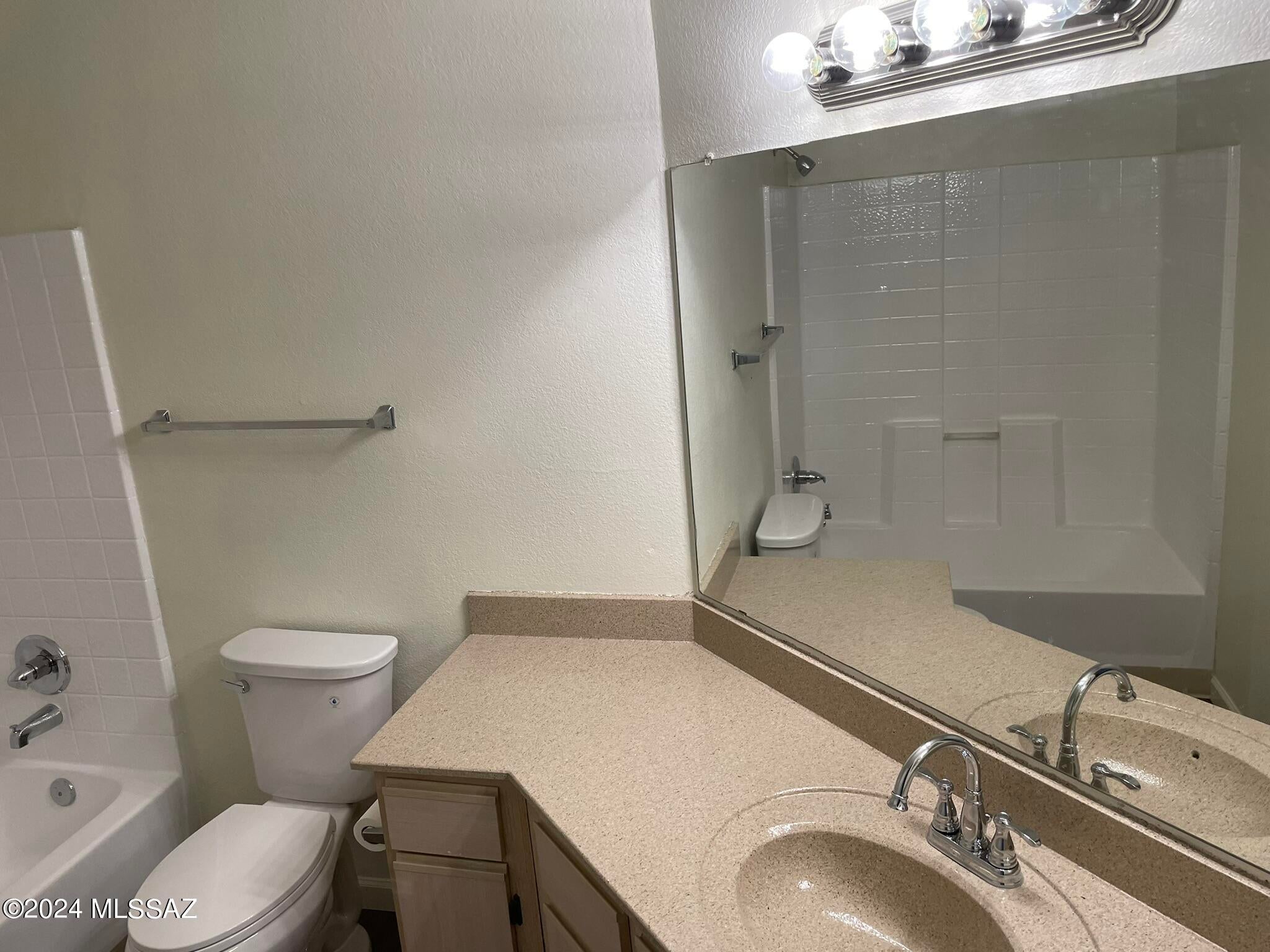 Veranda at Ventana Condominiums - Residential Lease