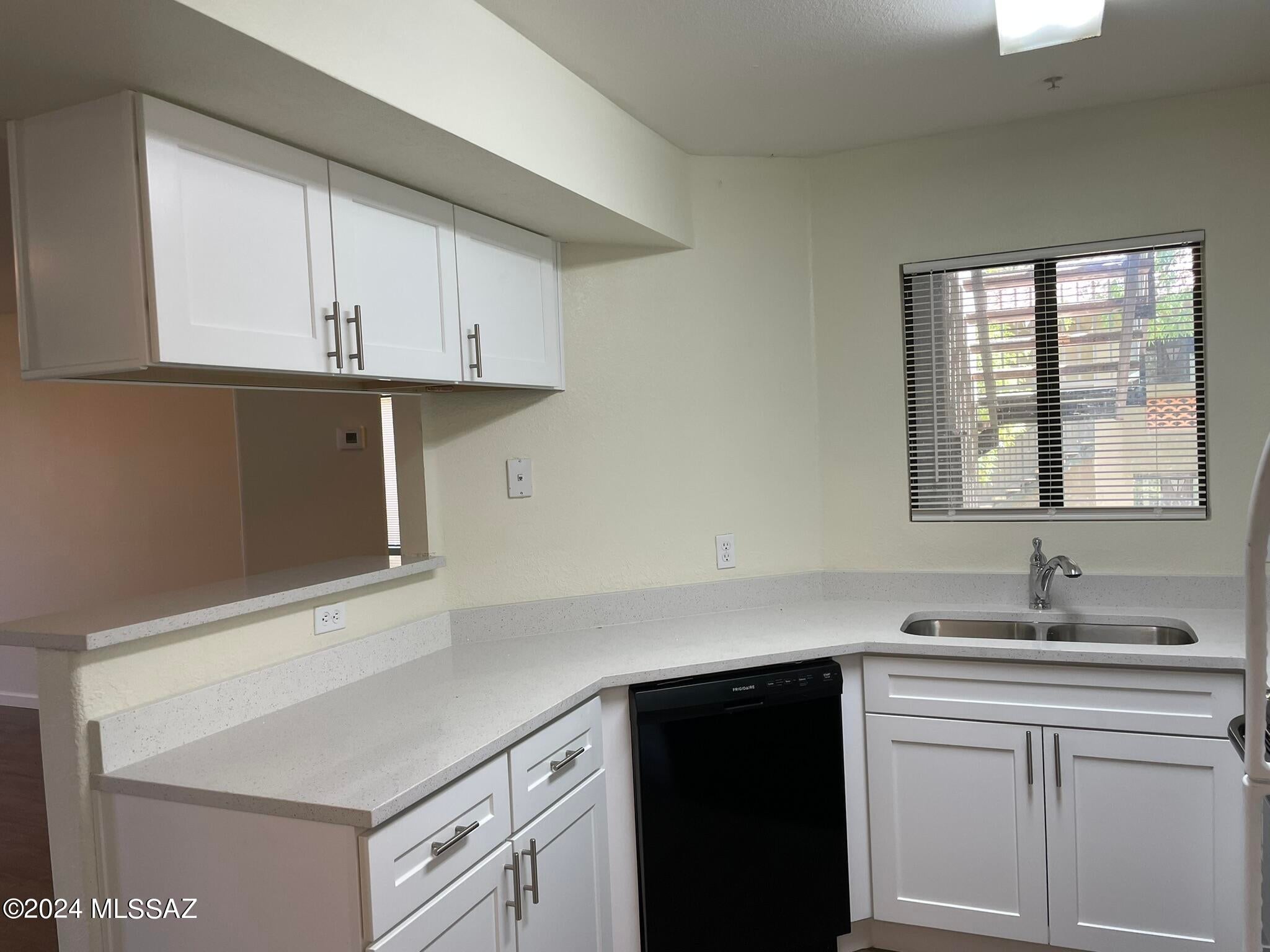 Veranda at Ventana Condominiums - Residential Lease