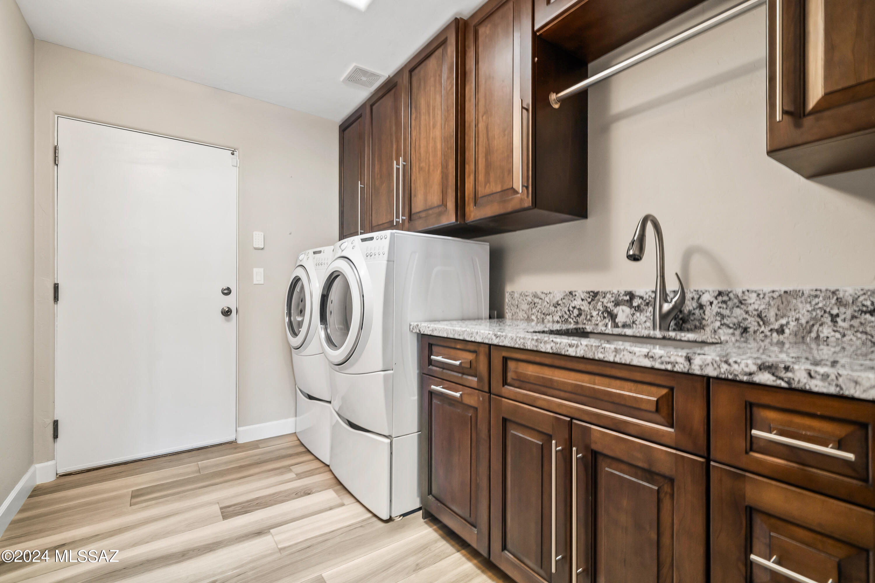 Canada Hills Est Phase ll (42-130) - Residential