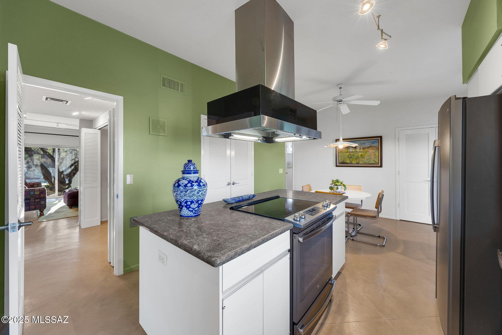 Skyline Bel Air Estates (404-459) - Residential