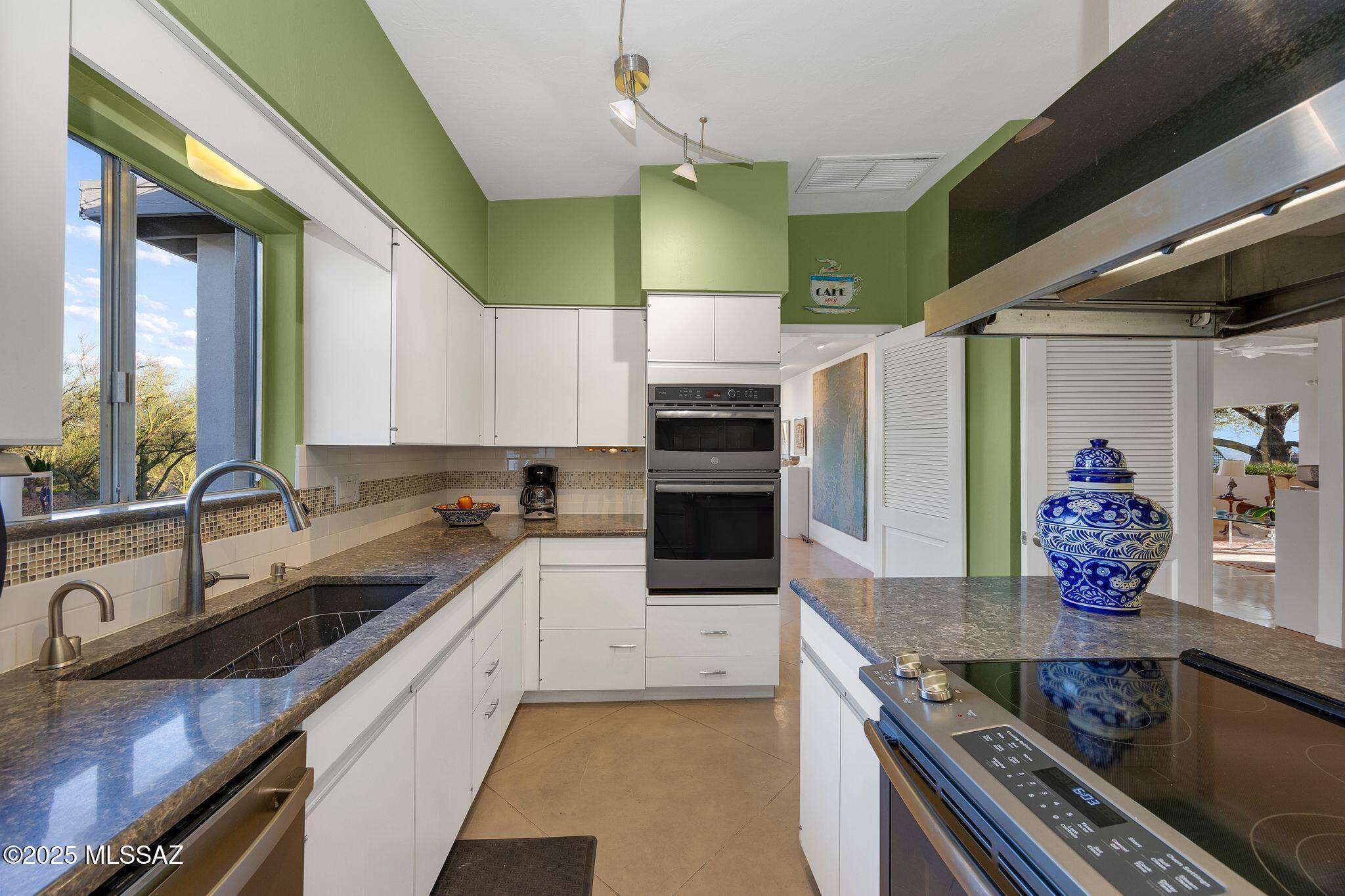 Skyline Bel Air Estates (404-459) - Residential