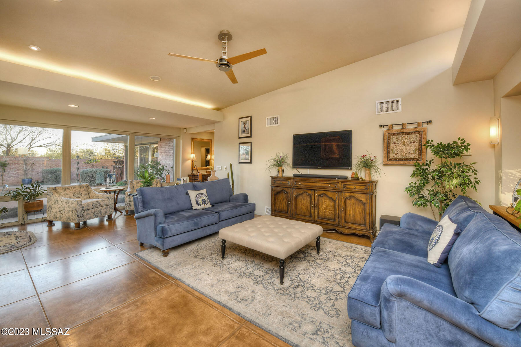 Colonia Solana - Residential