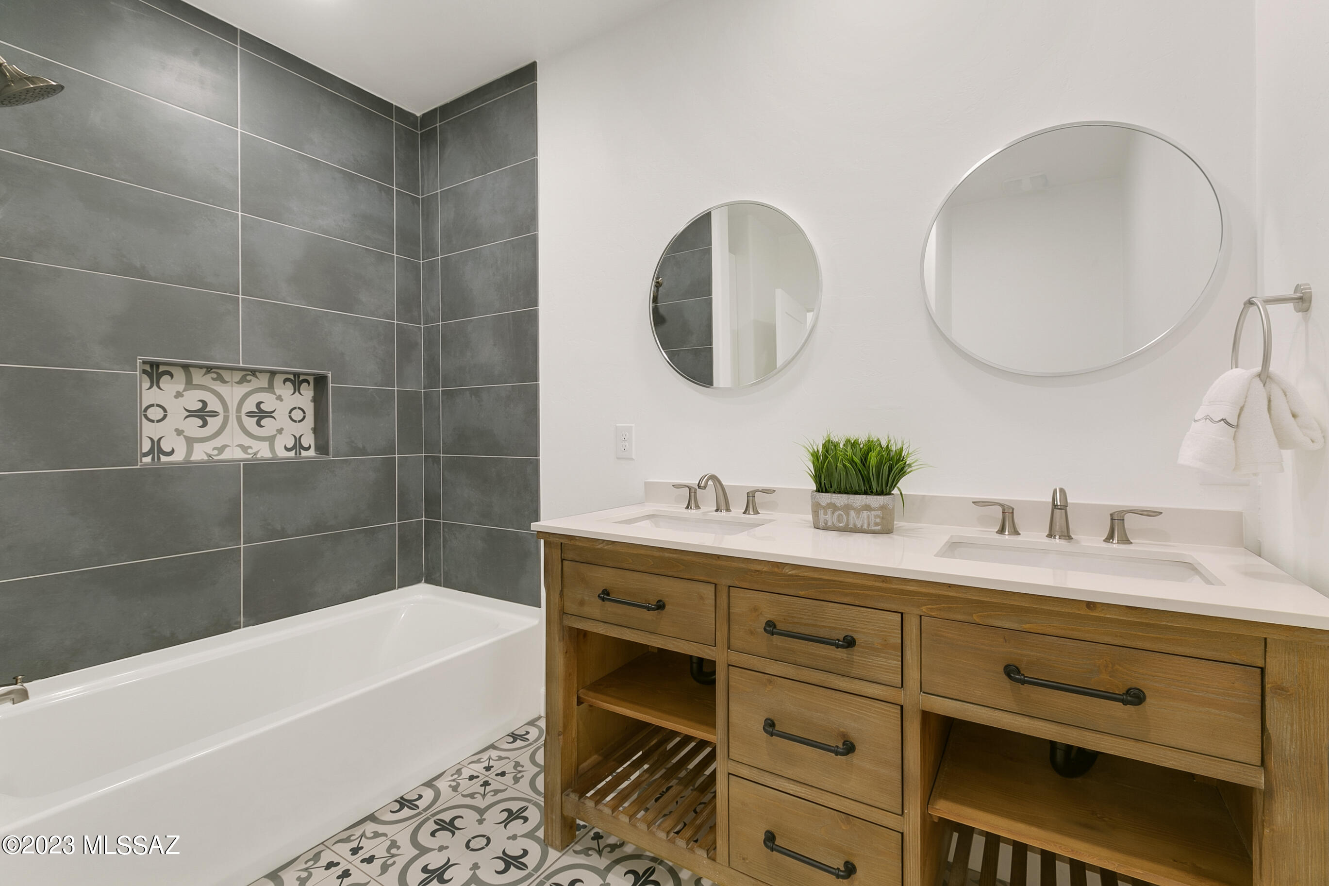 Mundo Vista Addn. - Residential