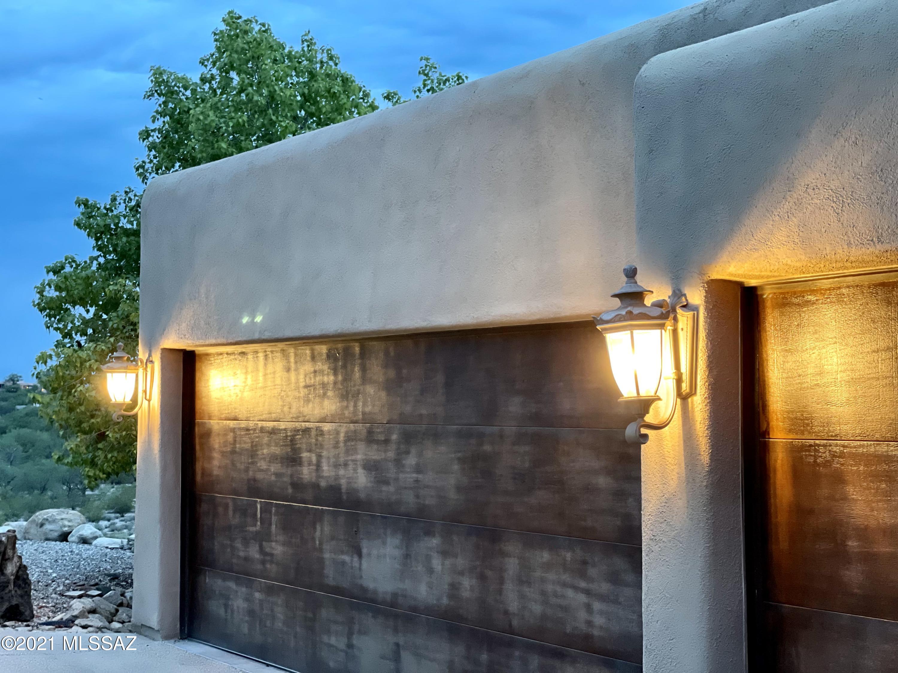 Las Alturas (1-167) - Residential