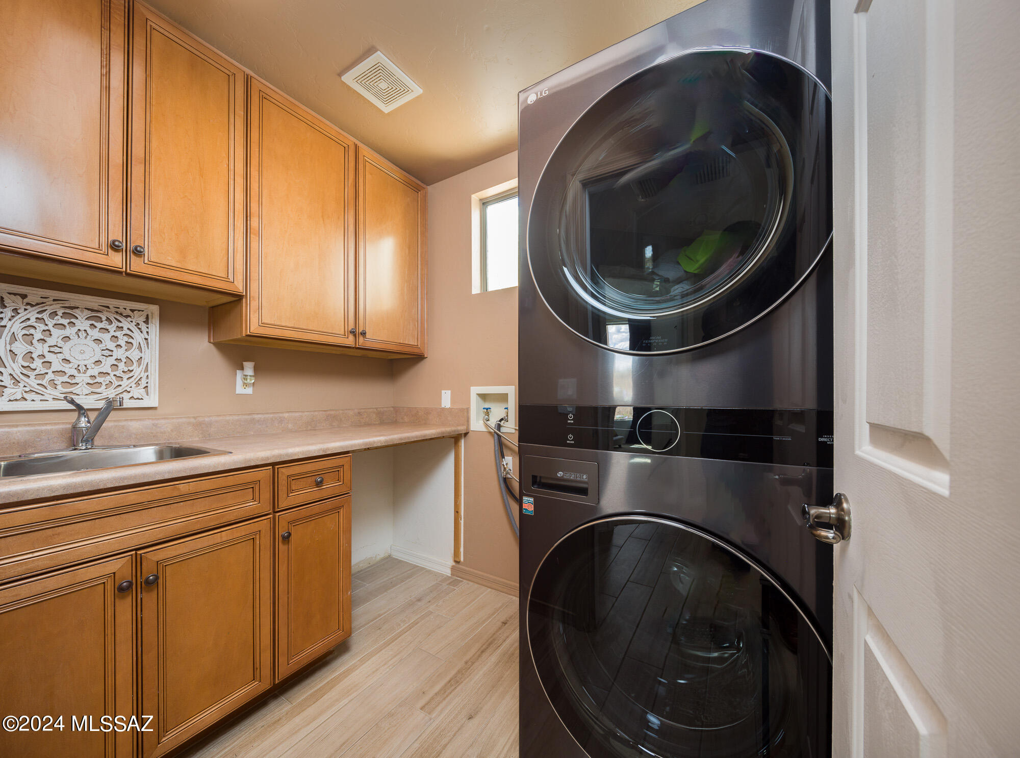 Coyote Creek (1-395) - Residential