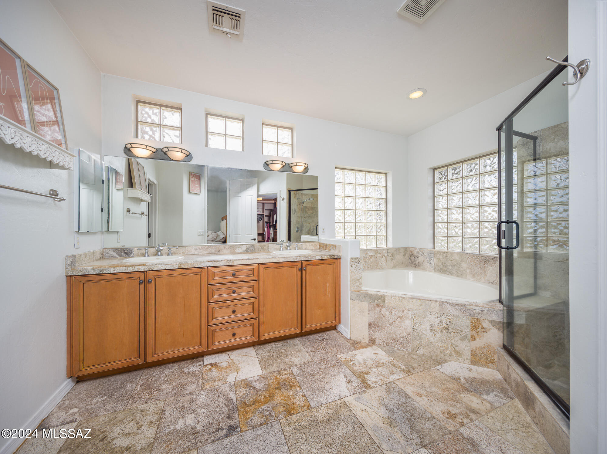 Coyote Creek (1-395) - Residential