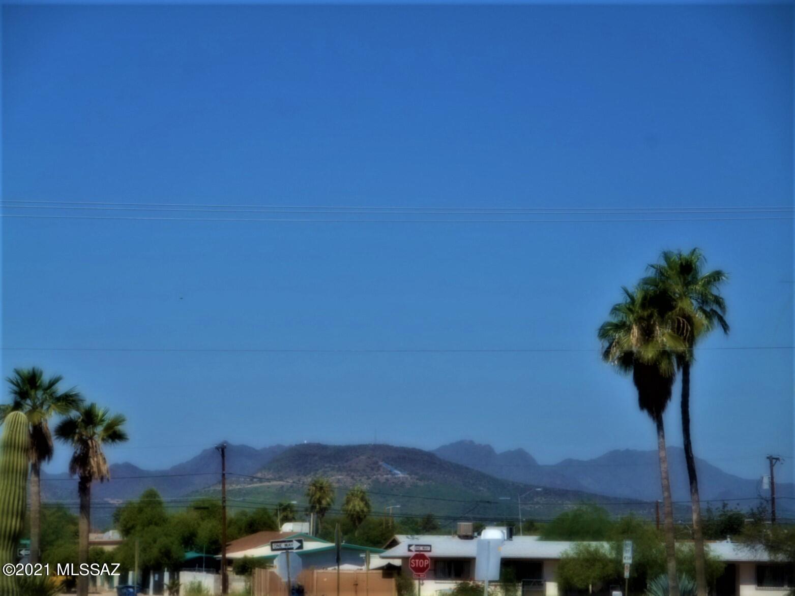 Pueblo Gardens - Residential